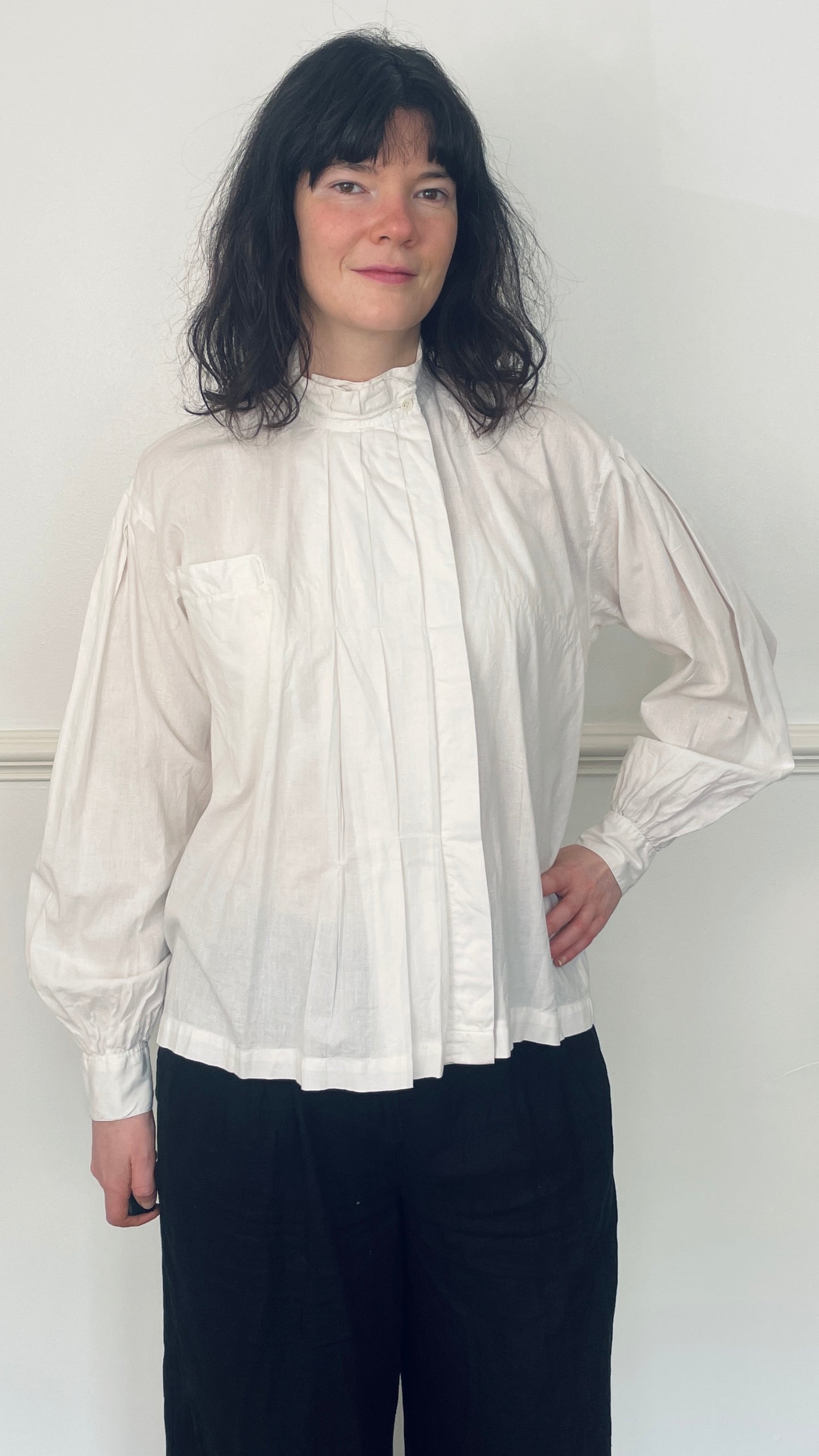 Vintage 90s White Cotton Pleated Front High Neck Blouse - Size 12