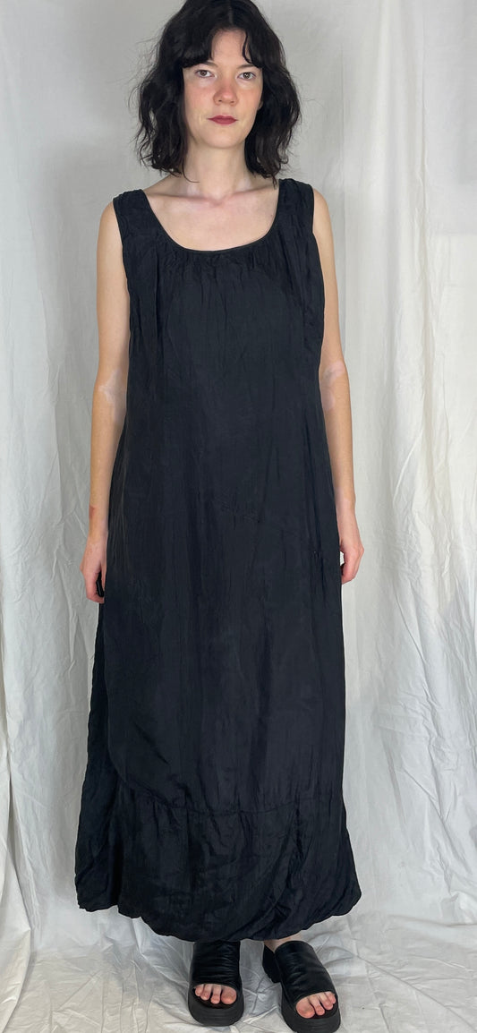 Vintage 90s Black Crinkle Sleeveless Bubble Hem Maxi Dress - Up To Size 14
