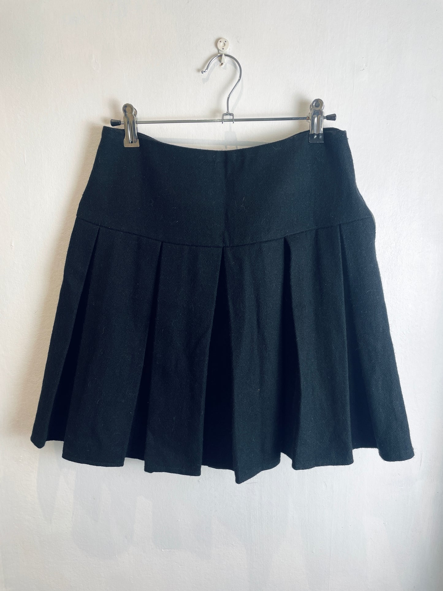 Vintage 90s Black Wool Pleated Mini Skirt - Size 8