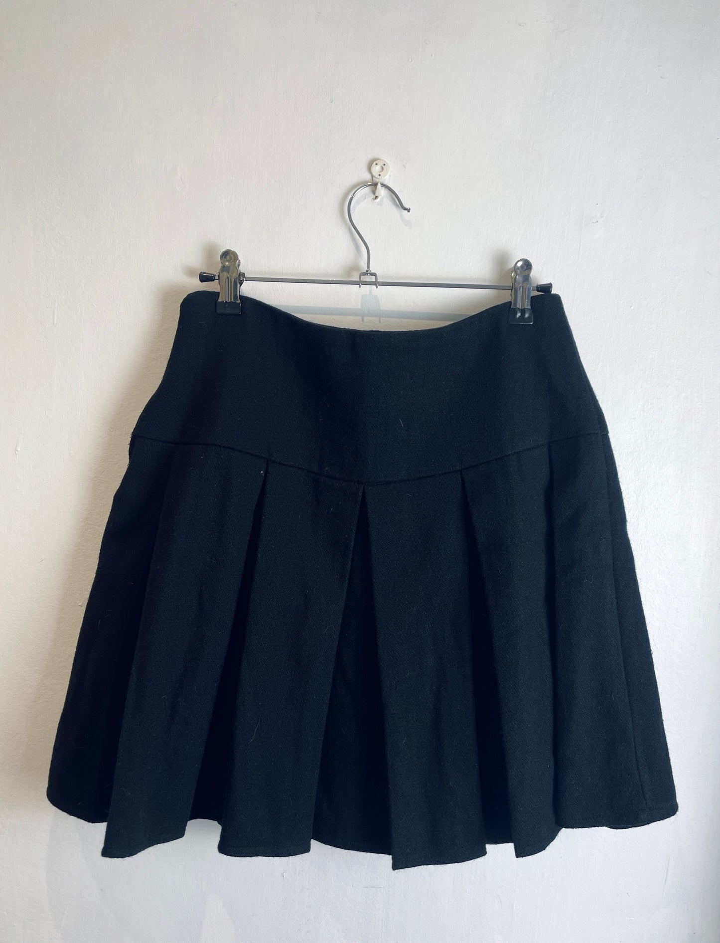 Vintage 90s Black Wool Pleated Mini Skirt - Size 8