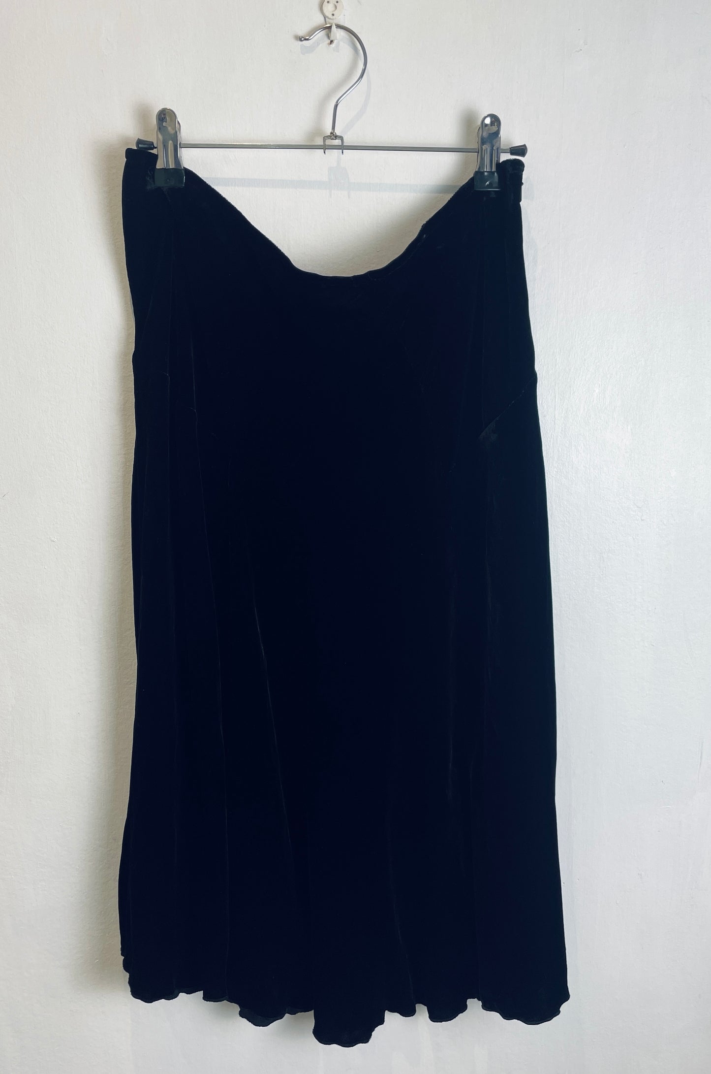 Vintage 90s Black Silk Velvet Panelled Midi Skirt - Size 12