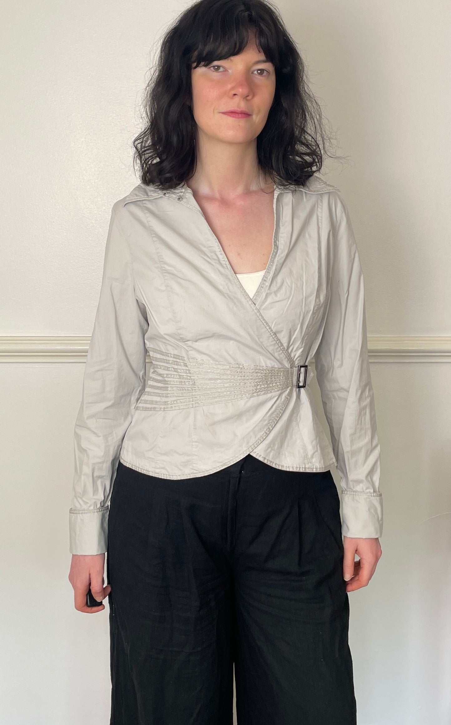 Vintage 90s Pale Grey Collared Wrap Shirt with Buckle - Size 12