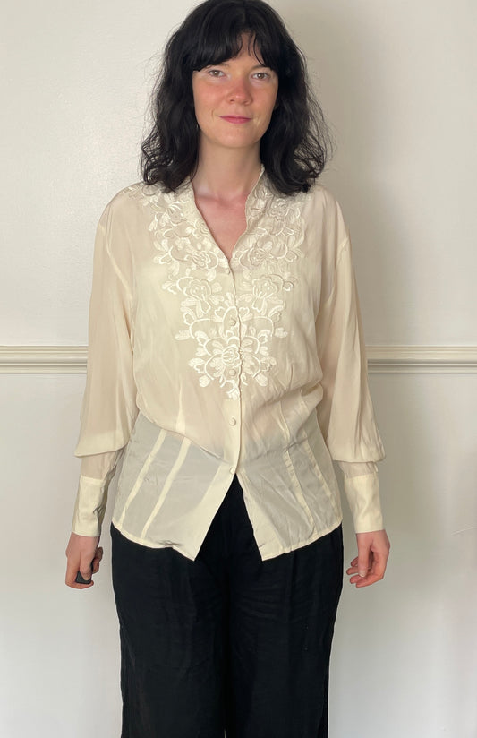 Vintage 90s White Silk Floral Embroidered Collarless Blouse - Size 12