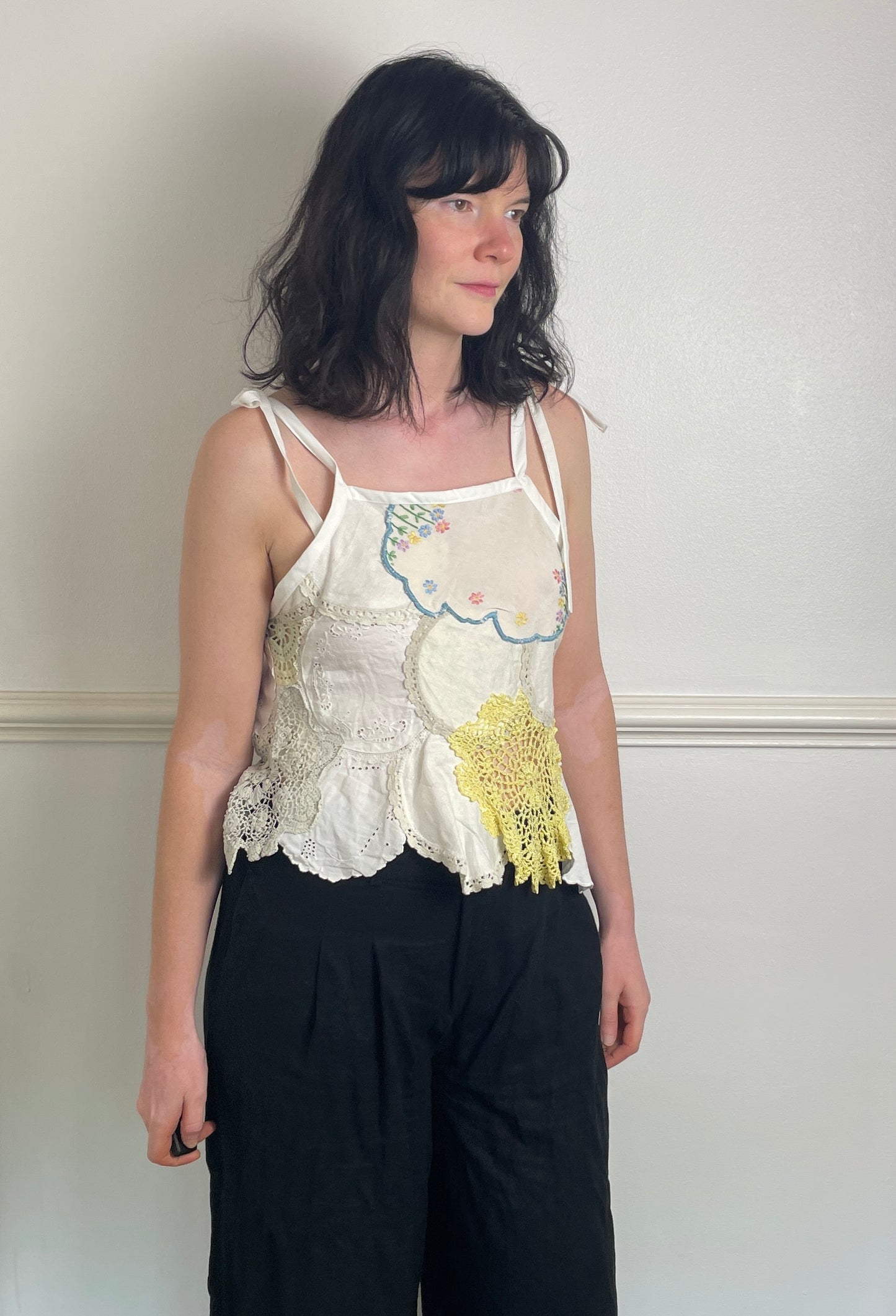 Handmade White Patchwork Floral Embroidered Tie Shoulder Sleeveless Top - Size 10