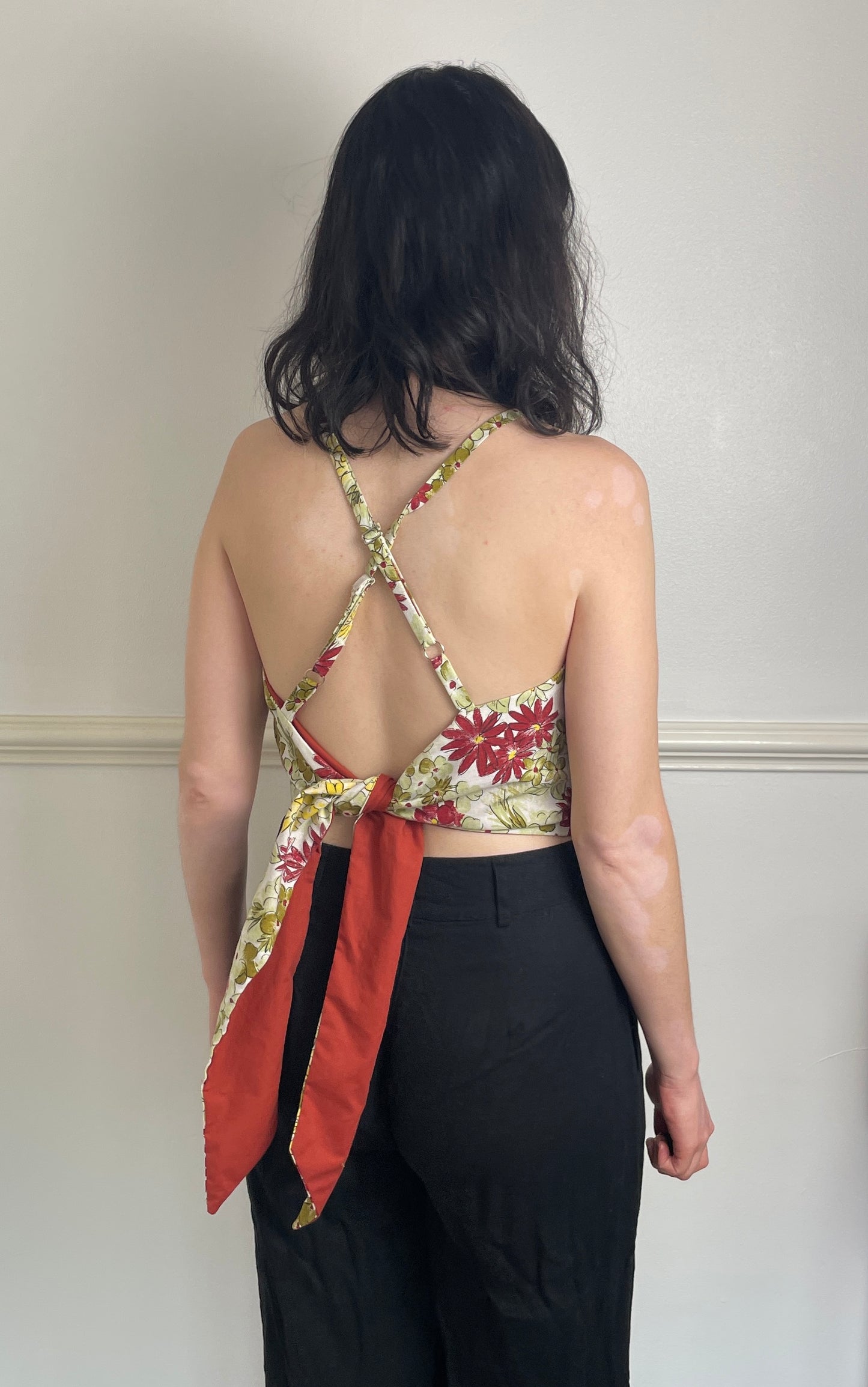 Handmade Green Floral Cross Strap Tie Back Crop Top - Size 10