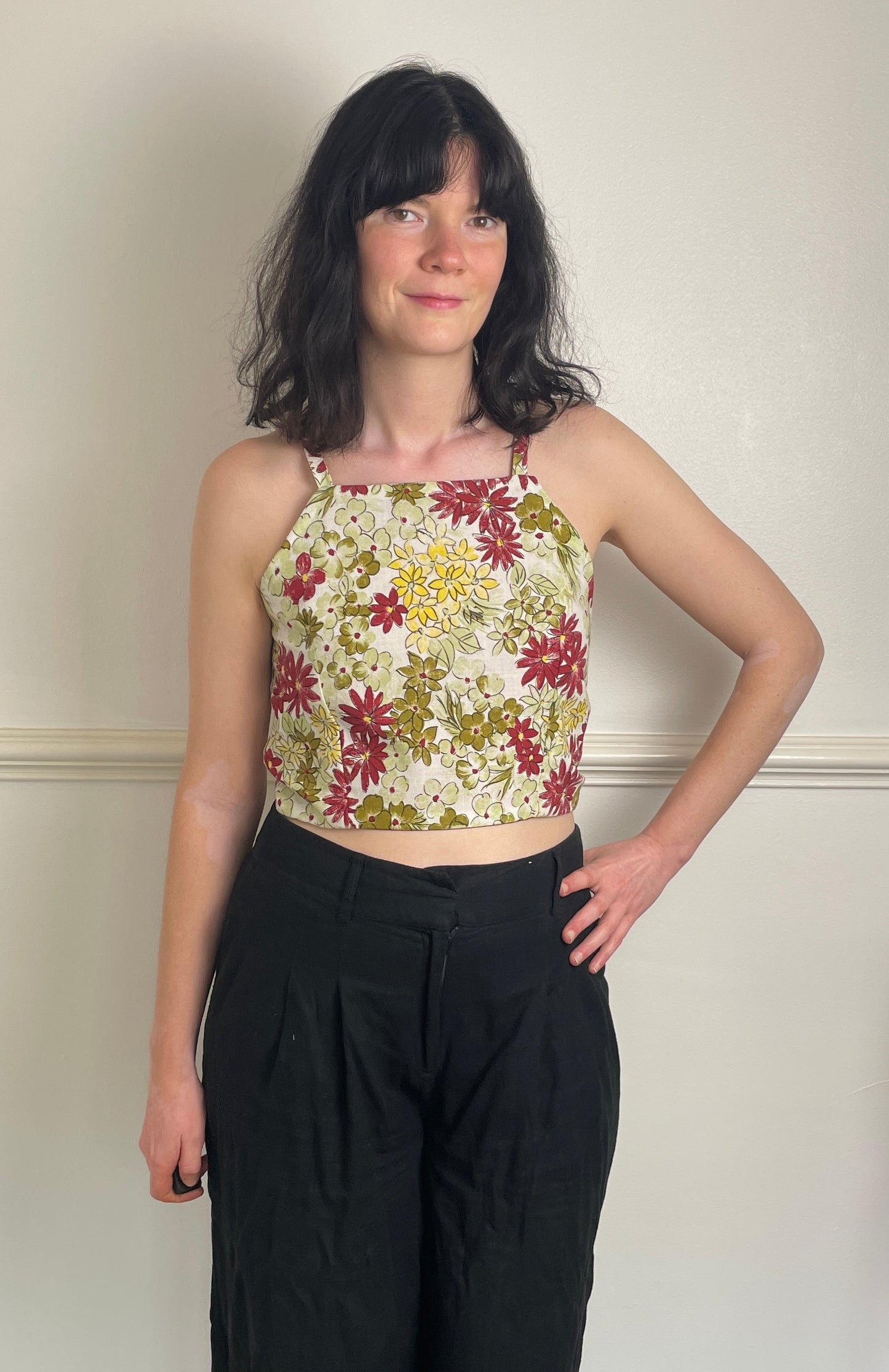 Handmade Green Floral Cross Strap Tie Back Crop Top - Size 10