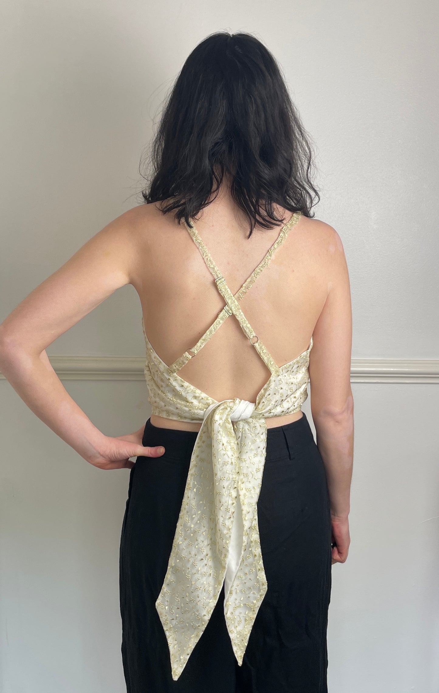 Handmade White Floral Embroidered Organza Cross Strap Tie Back Crop Top - Size 12