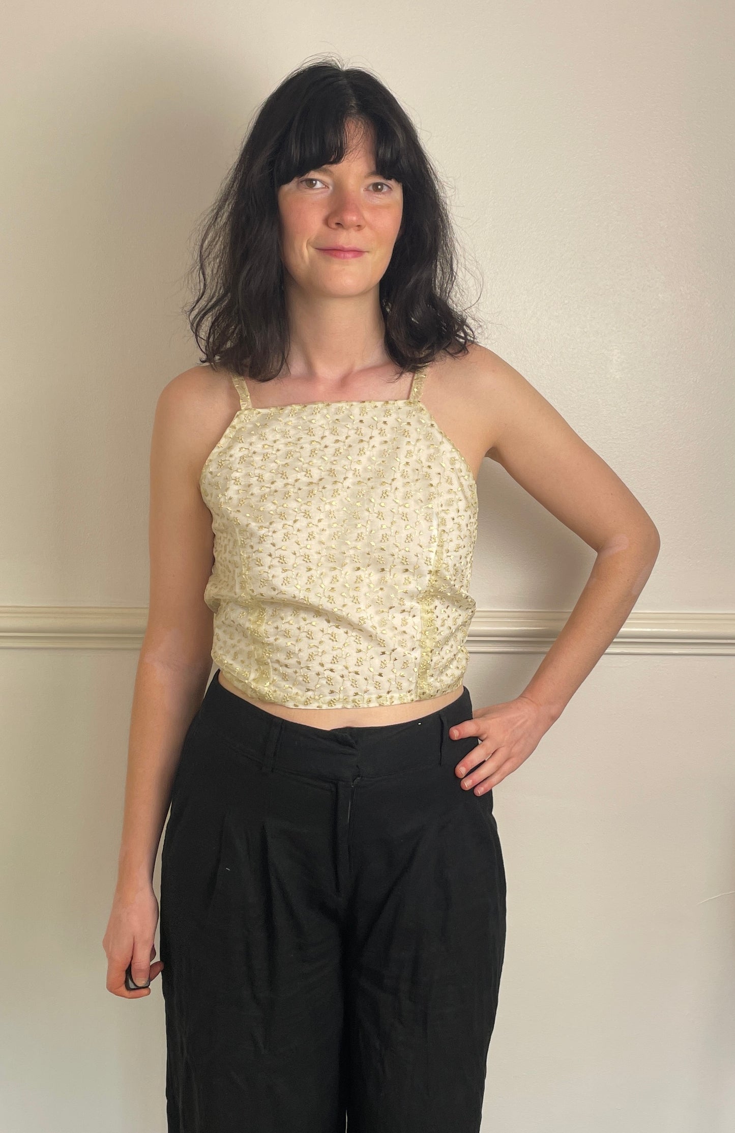 Handmade White Floral Embroidered Organza Cross Strap Tie Back Crop Top - Size 12
