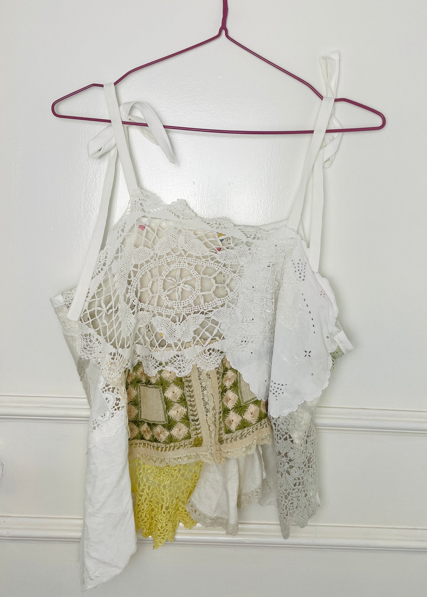 Handmade White Patchwork Floral Embroidered Tie Shoulder Sleeveless Top - Size 10