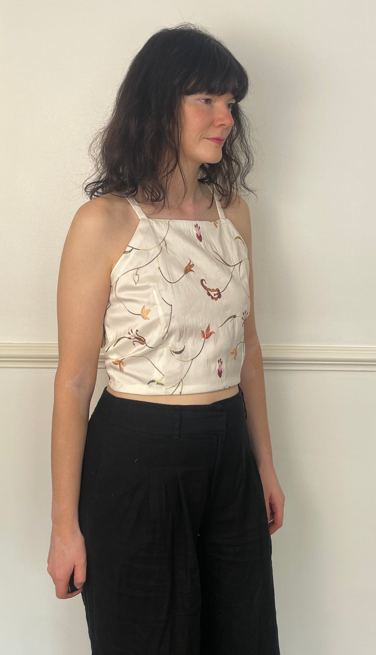 Handmade White Silk Floral Embroidered Cross Strap Tie Back Crop Top - Size 12