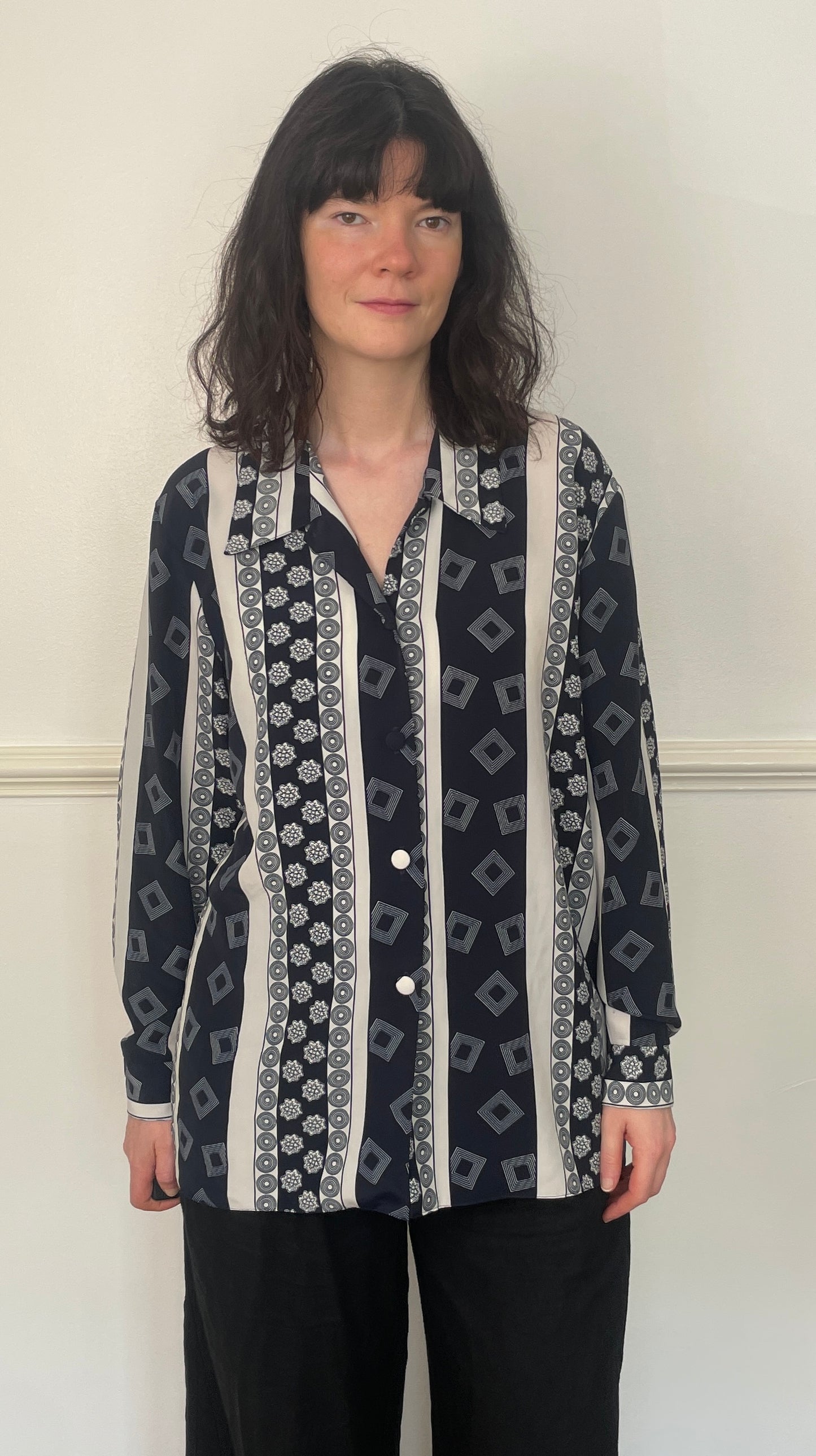 Vintage 80s Navy Blue and White Geometric Print Shirt - Size 14