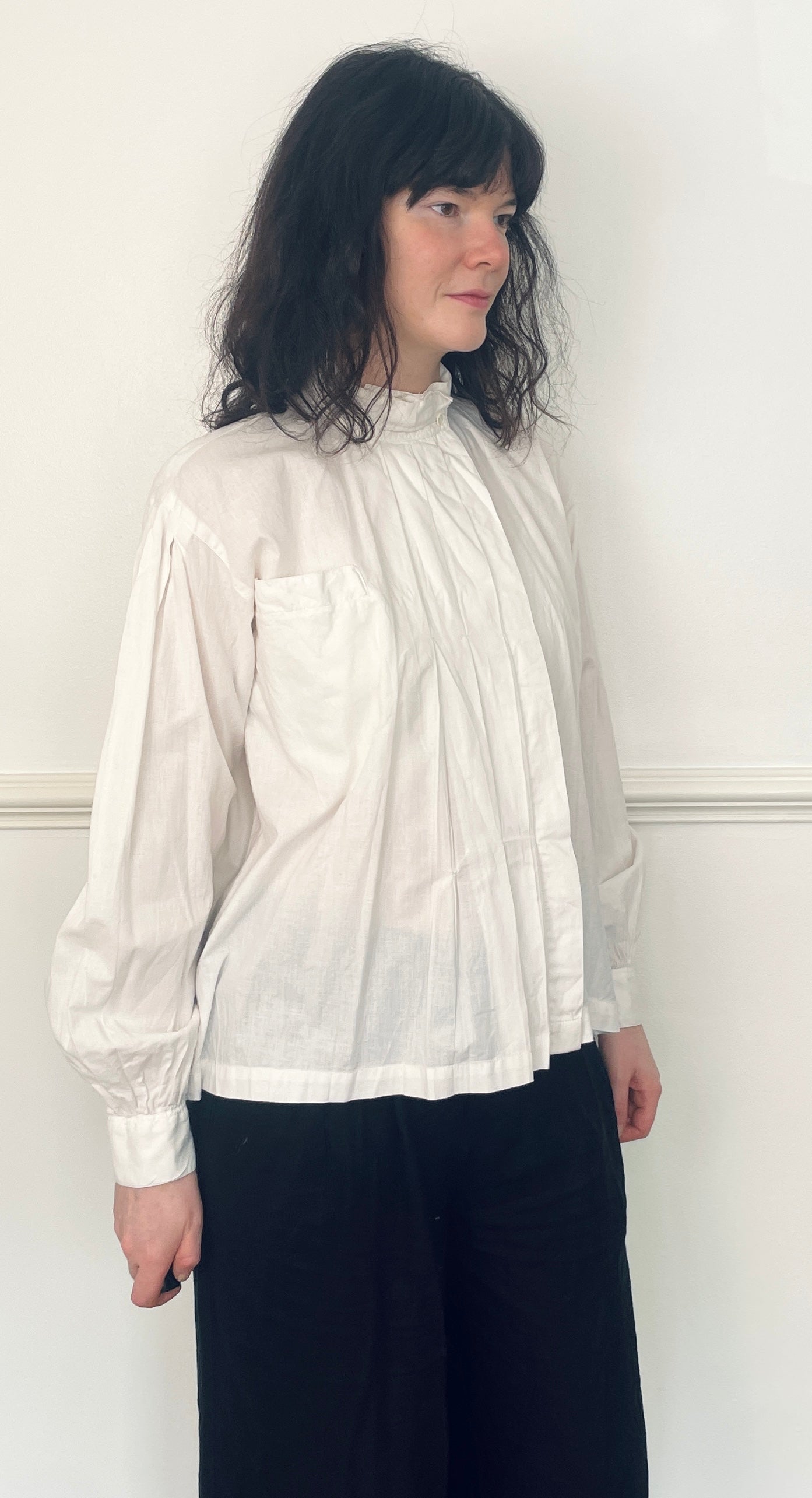 Vintage 90s White Cotton Pleated Front High Neck Blouse - Size 12