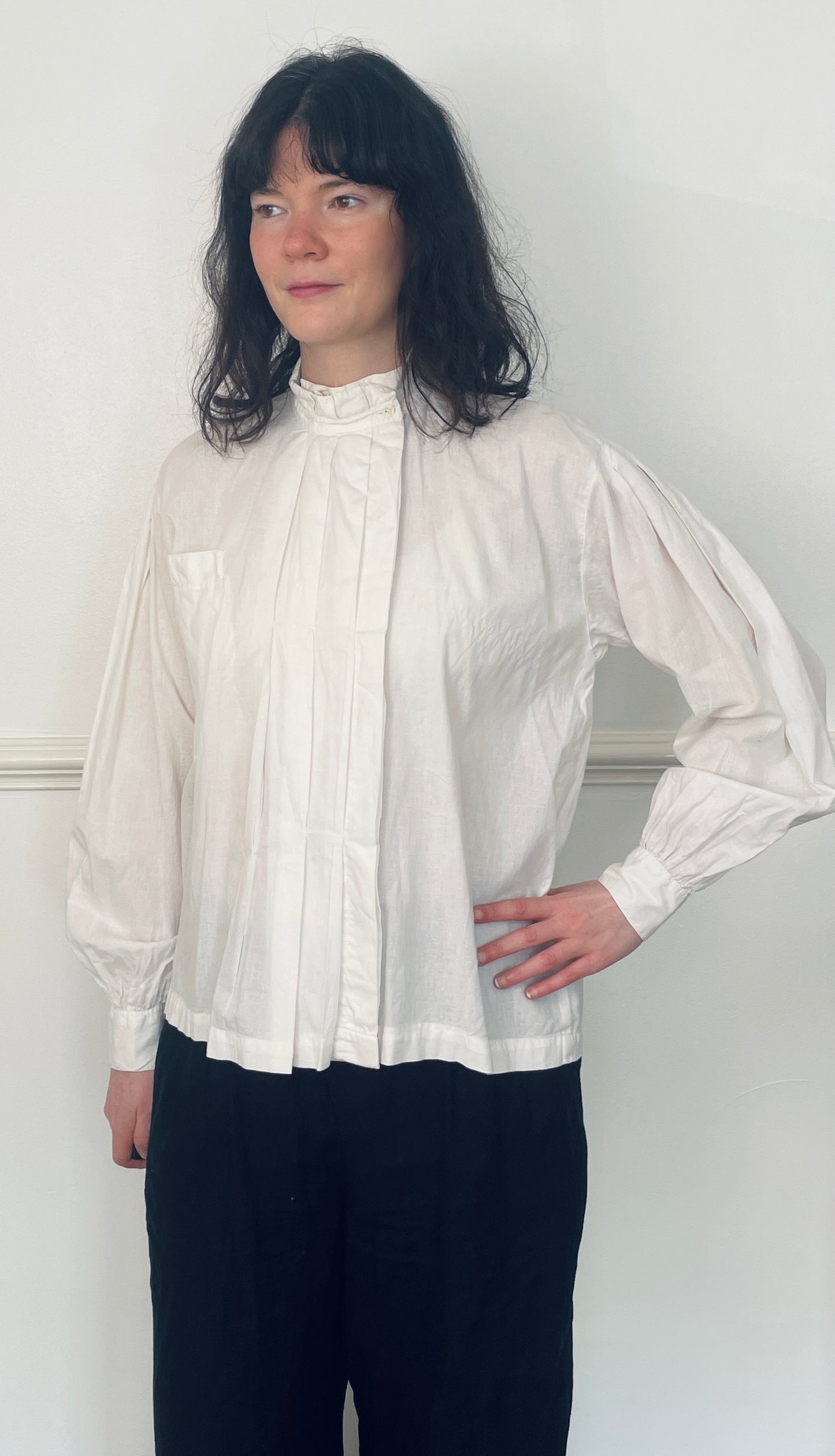 Vintage 90s White Cotton Pleated Front High Neck Blouse - Size 12