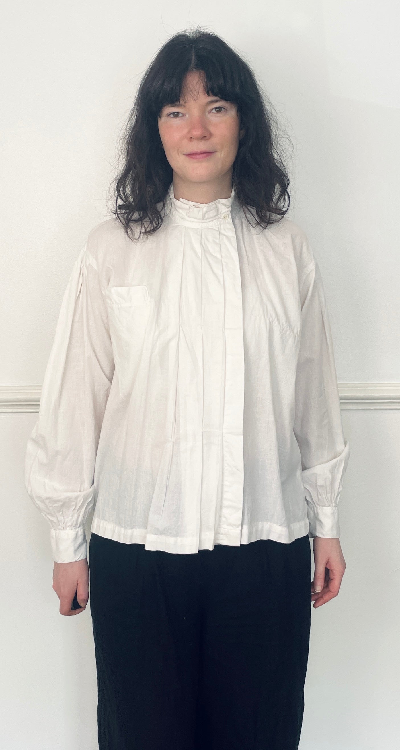 Vintage 90s White Cotton Pleated Front High Neck Blouse - Size 12