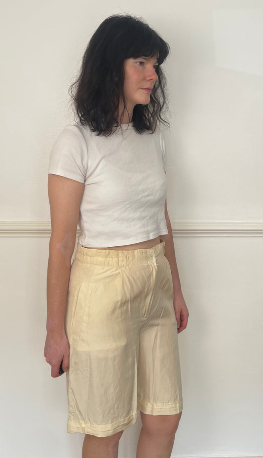 Vintage 70s Beige Long Tailored Silk Shorts - Size 12