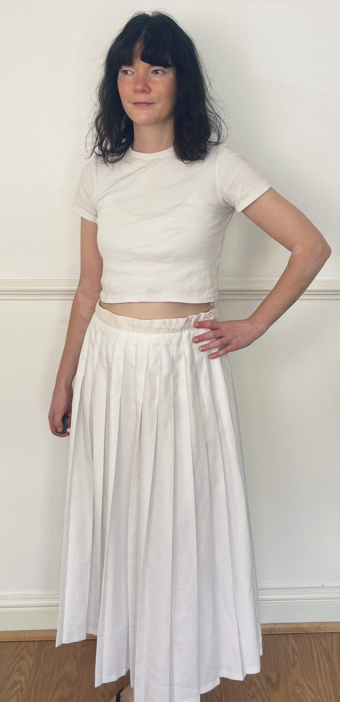 Vintage 80s White Pleated Maxi Skirt - Size 12