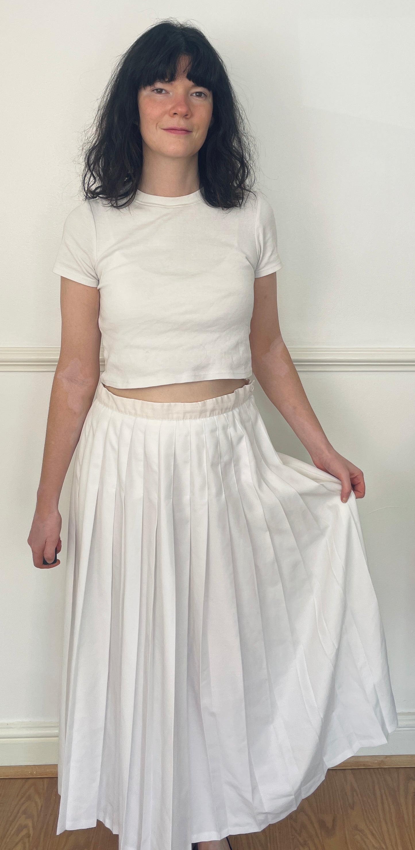 Vintage 80s White Pleated Maxi Skirt - Size 12