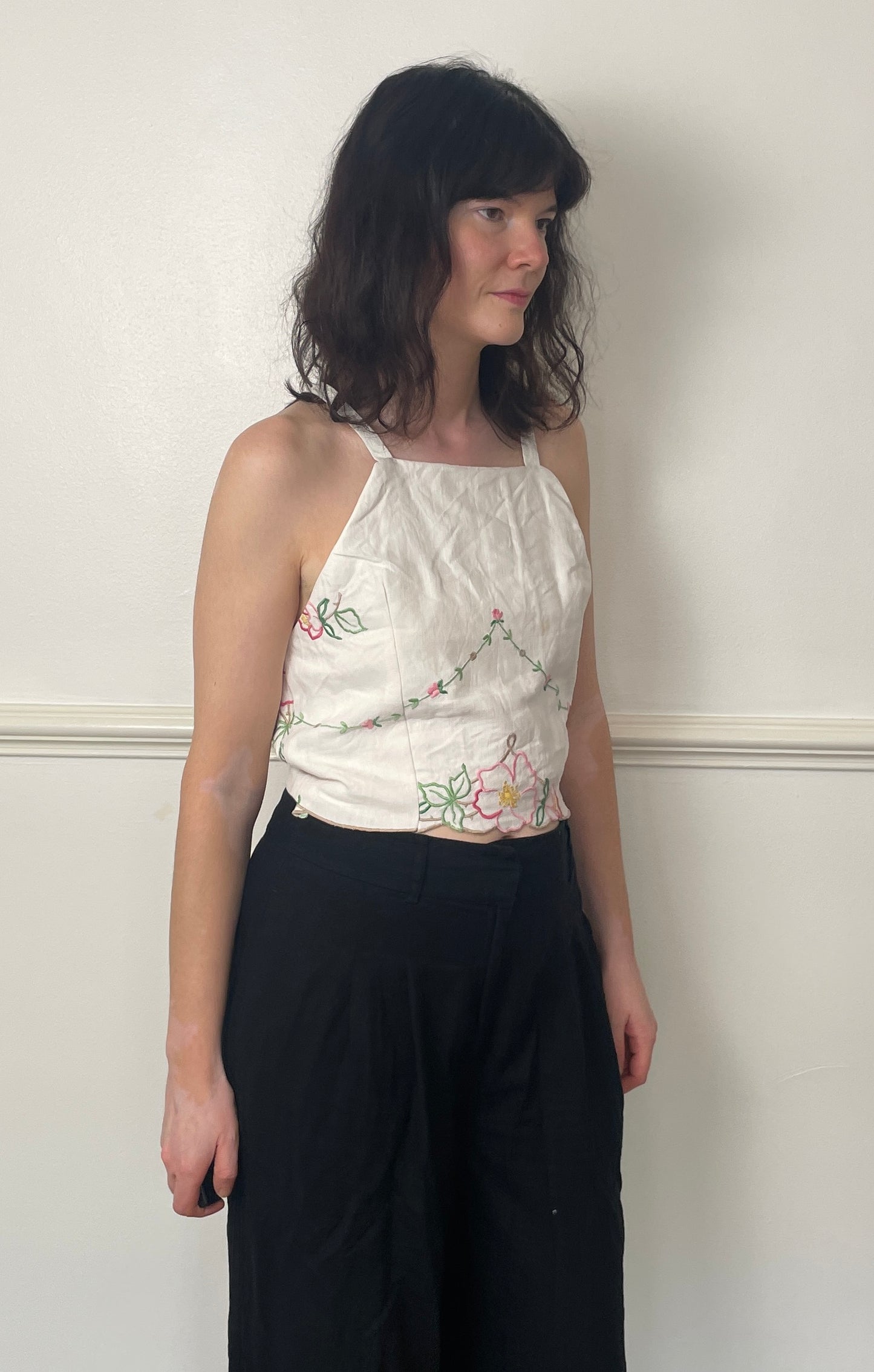 Handmade White Linen Pink Floral Embroidered Cross Strap Tie Back Crop Top - Size 12