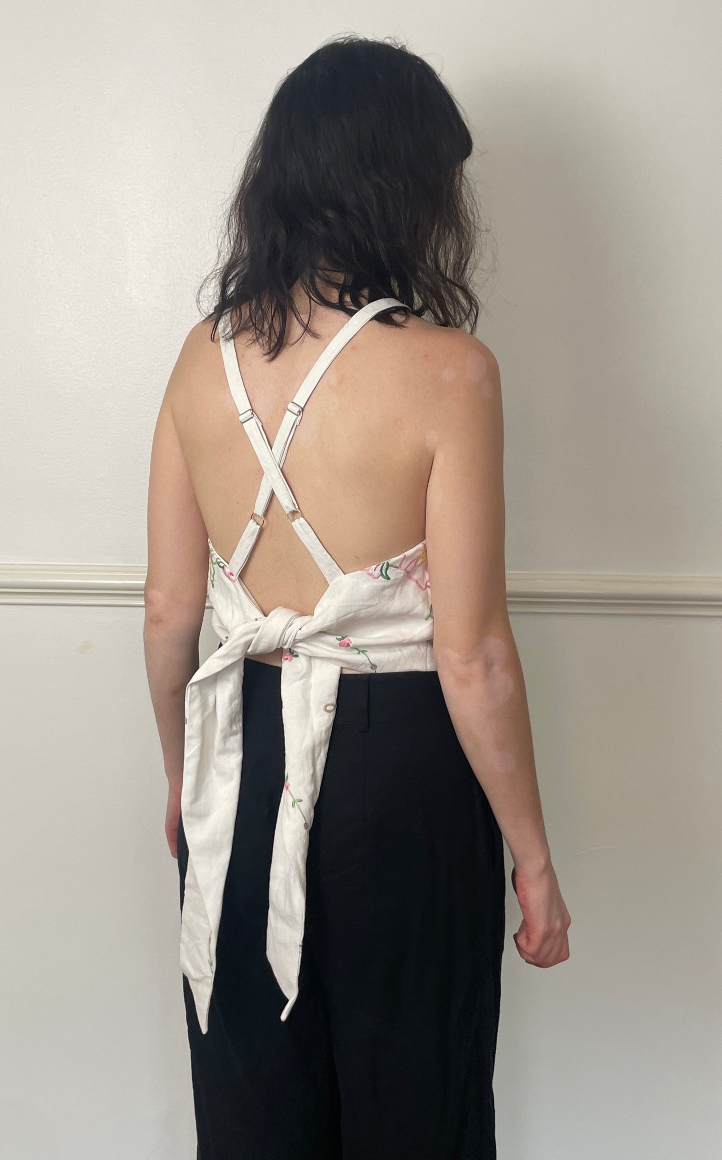 Handmade White Linen Pink Floral Embroidered Cross Strap Tie Back Crop Top - Size 12