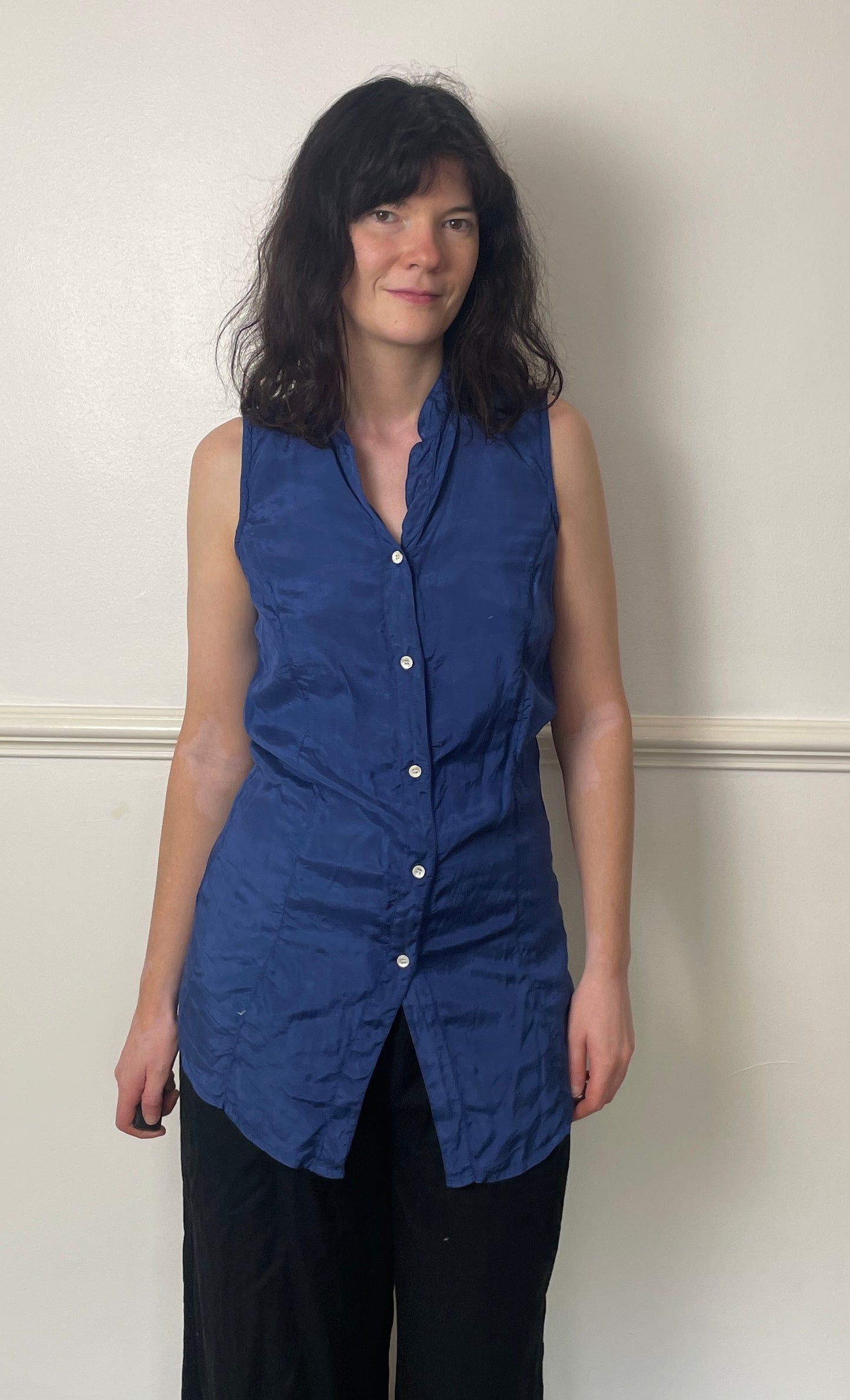 Vintage 90s Navy Blue Satin Long Sleeveless Shirt with Waist Tie - Size 10