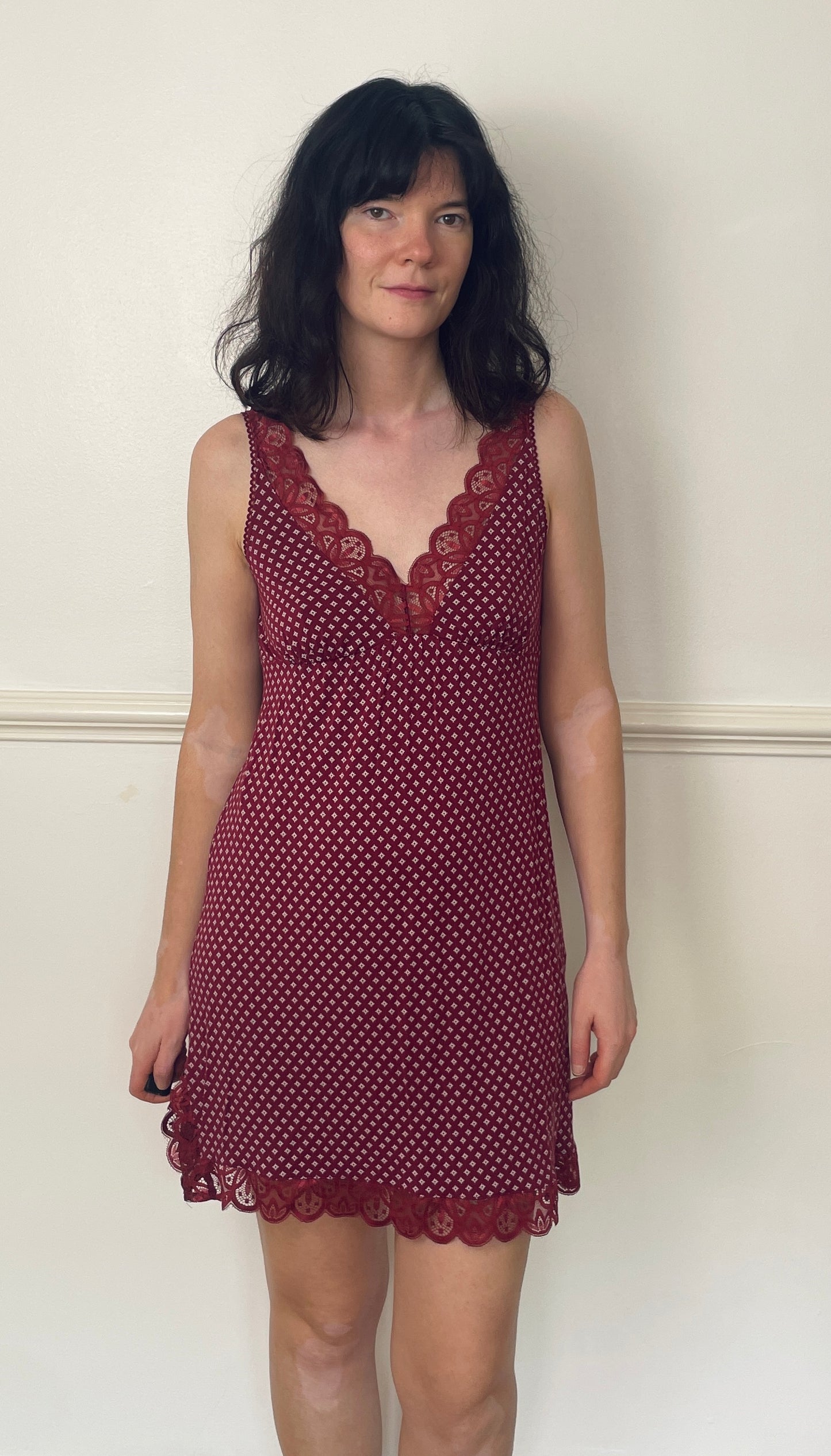 Vintage Y2K Burgandy Lace Trim Printed Jersey Mini Dress - Size 10