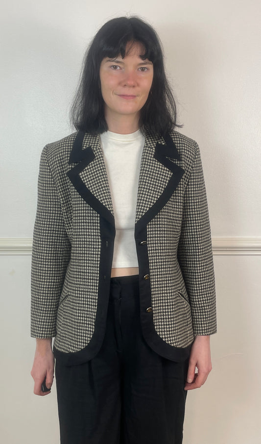 Vintage 80s Black and White Fitted Cropped Houndstooth Blazer Jacket - Size 10
