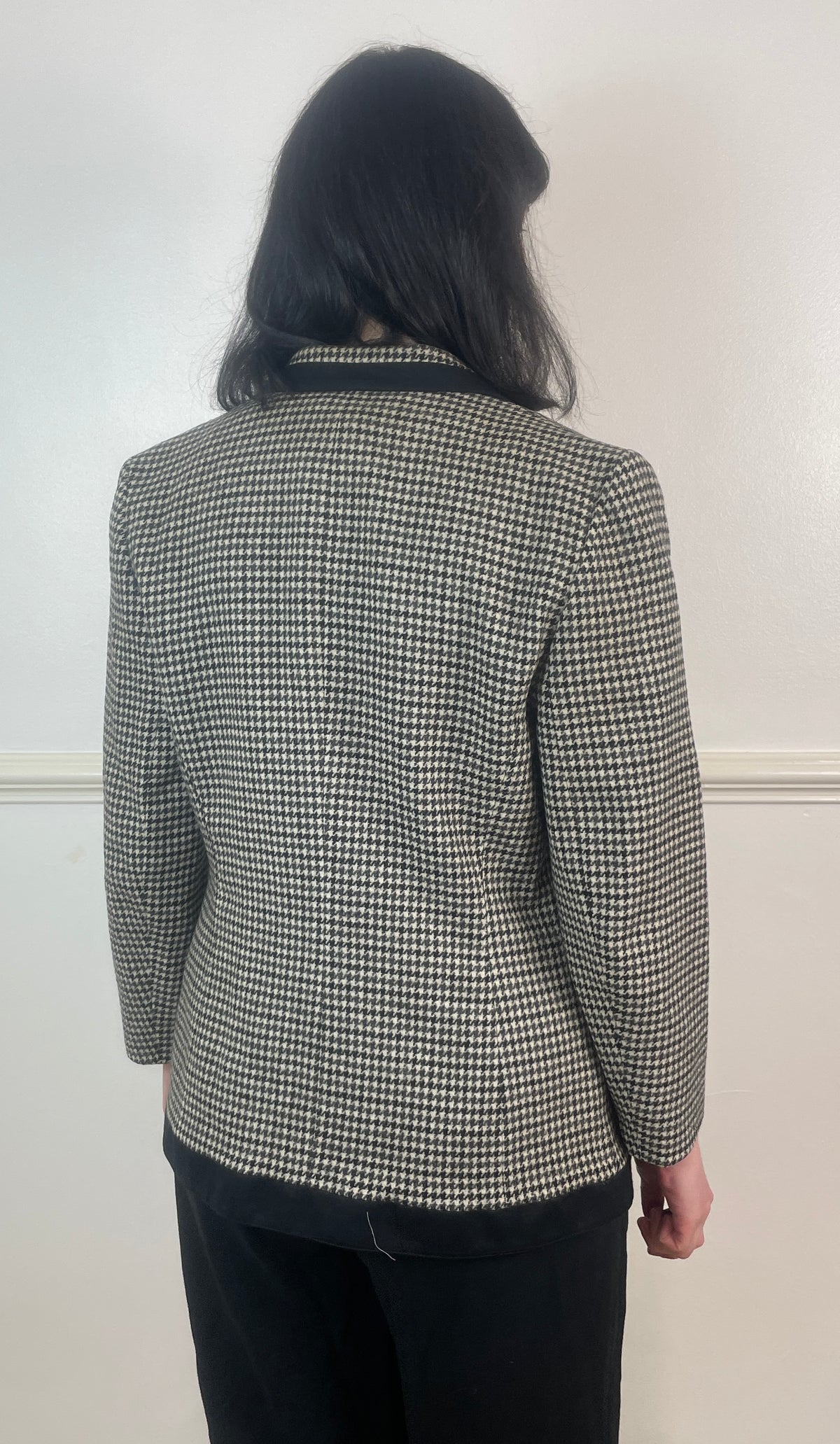 Vintage 80s Black and White Fitted Cropped Houndstooth Blazer Jacket - Size 10