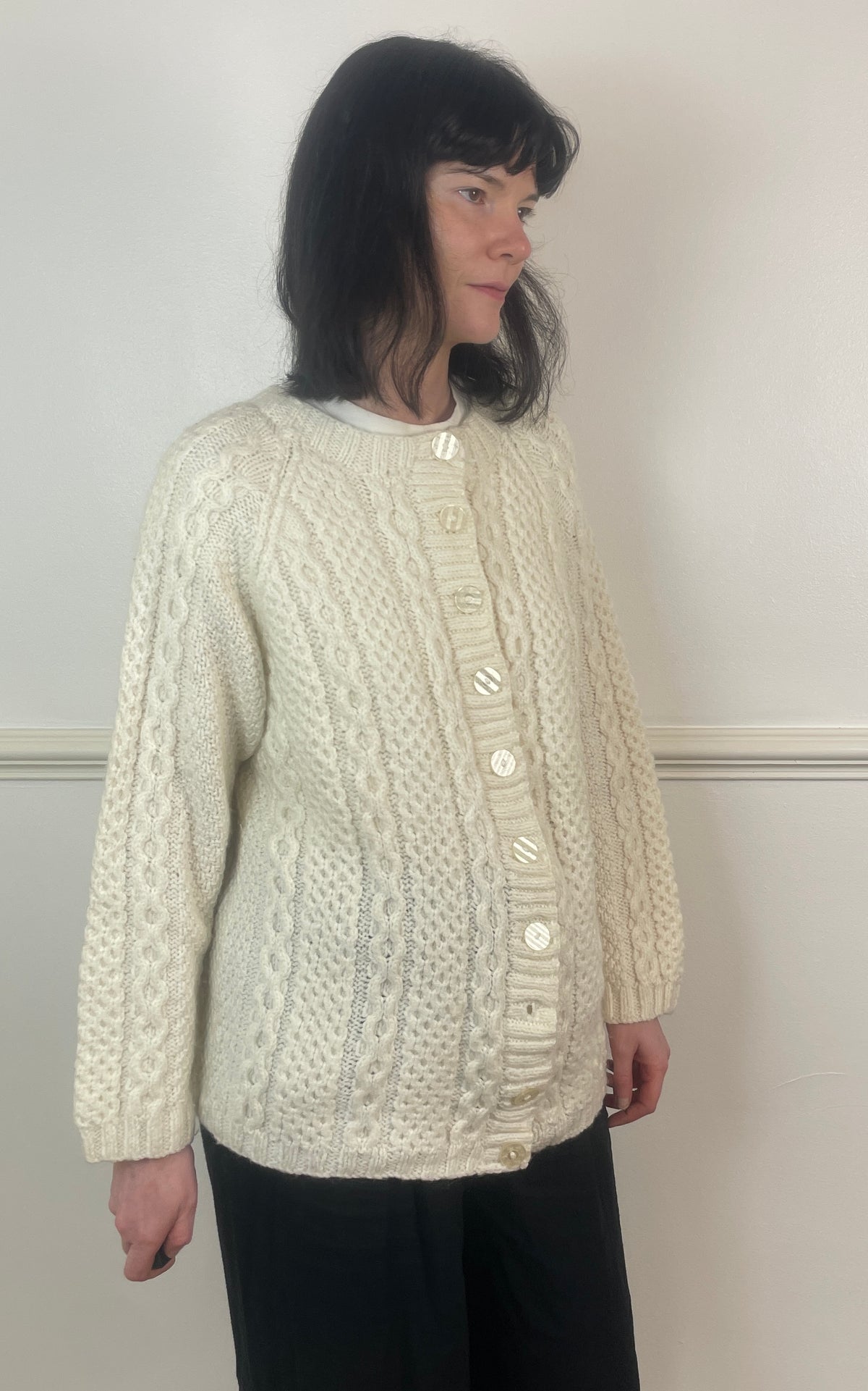 Vintage 90s White Wool Cable Knit Cardigan - Size 12