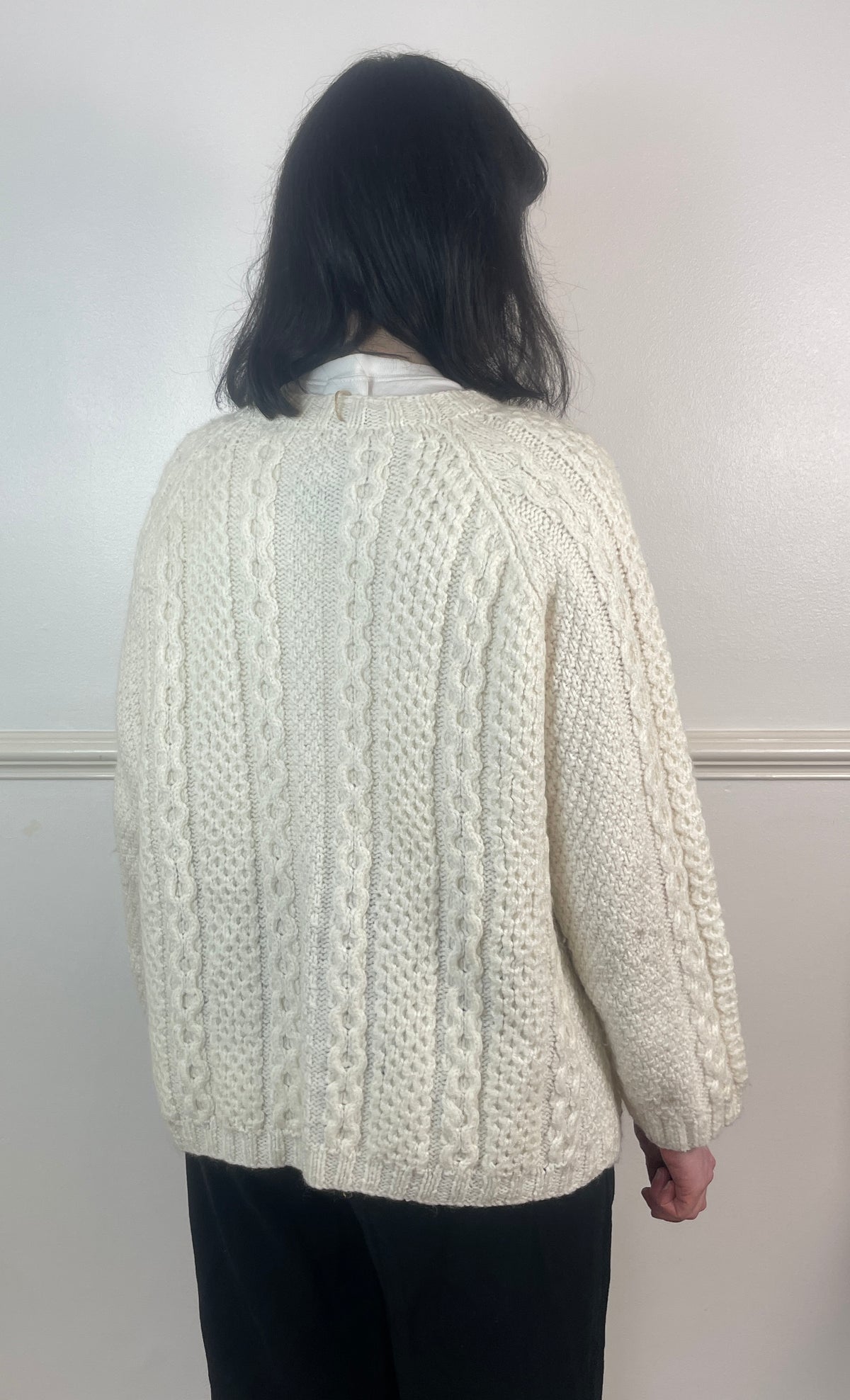 Vintage 90s White Wool Cable Knit Cardigan - Size 12