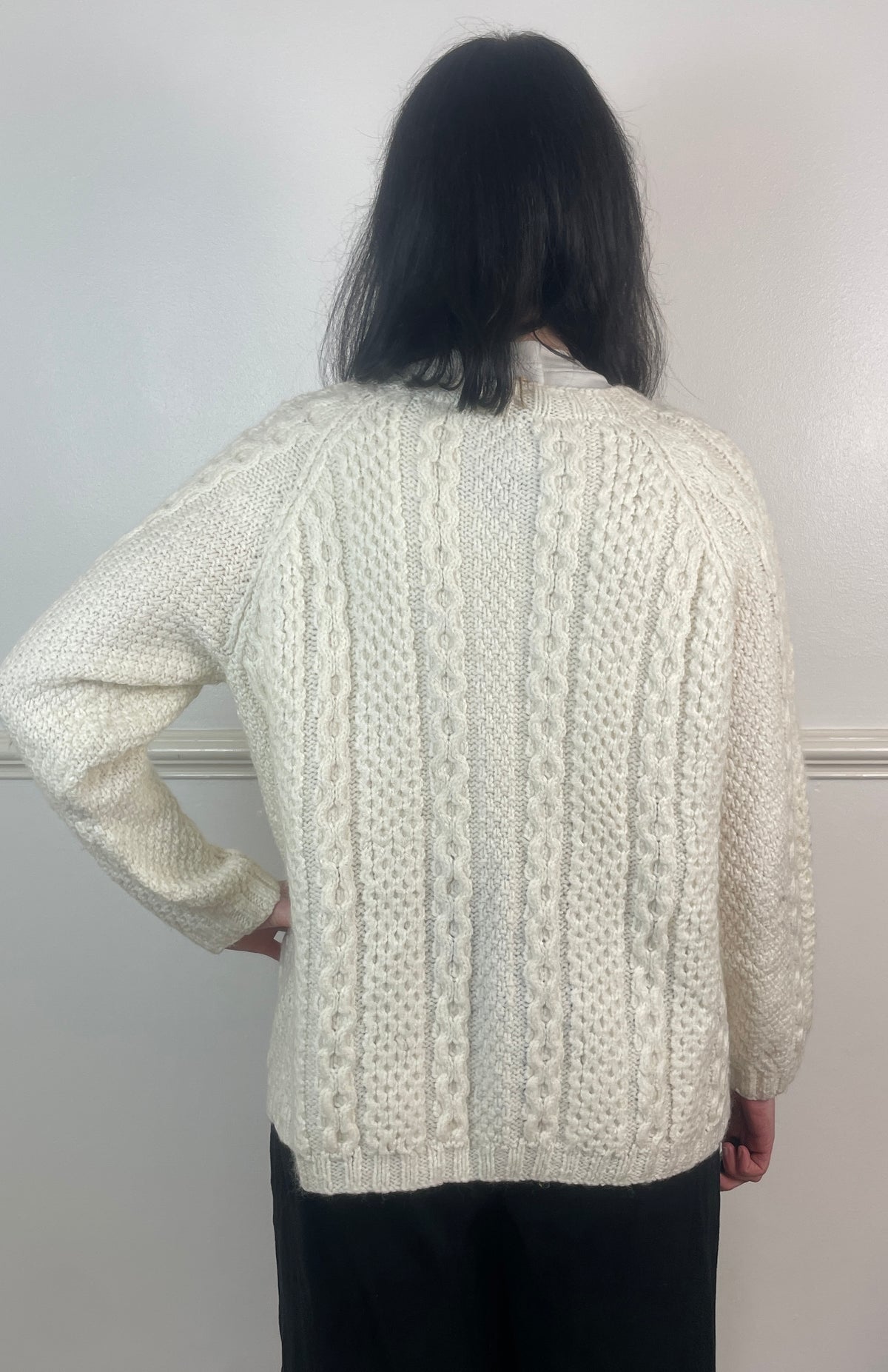 Vintage 90s White Wool Cable Knit Cardigan - Size 12