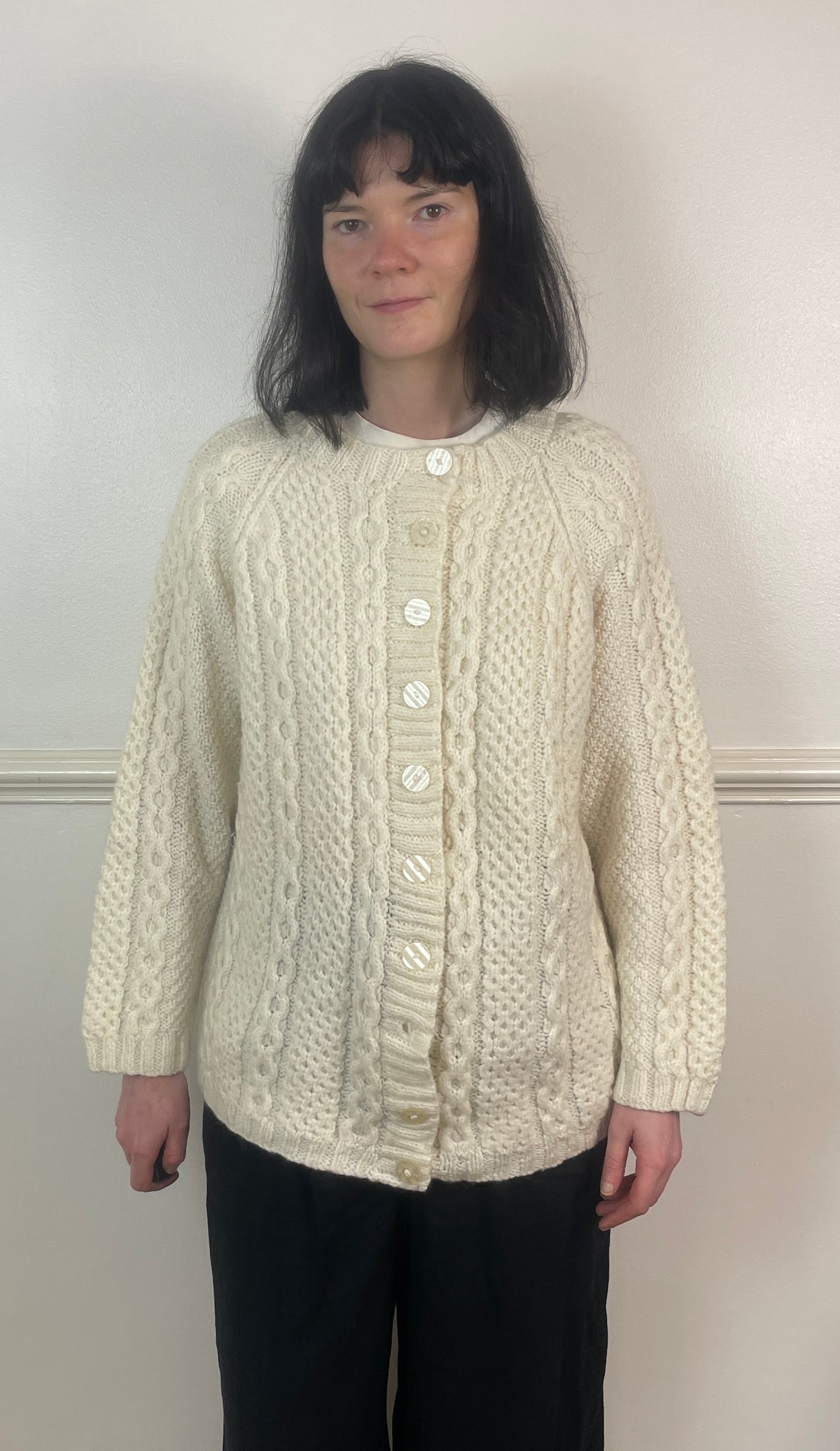 Vintage 90s White Wool Cable Knit Cardigan - Size 12