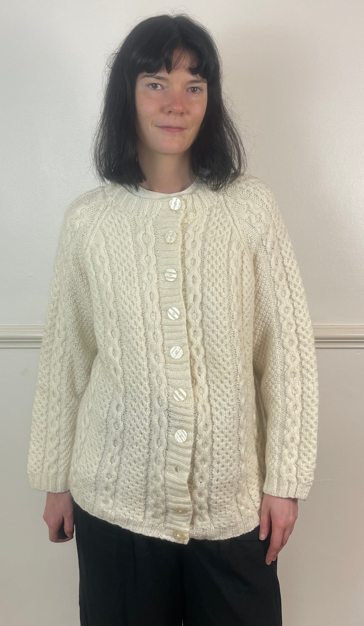 Vintage 90s White Wool Cable Knit Cardigan - Size 12