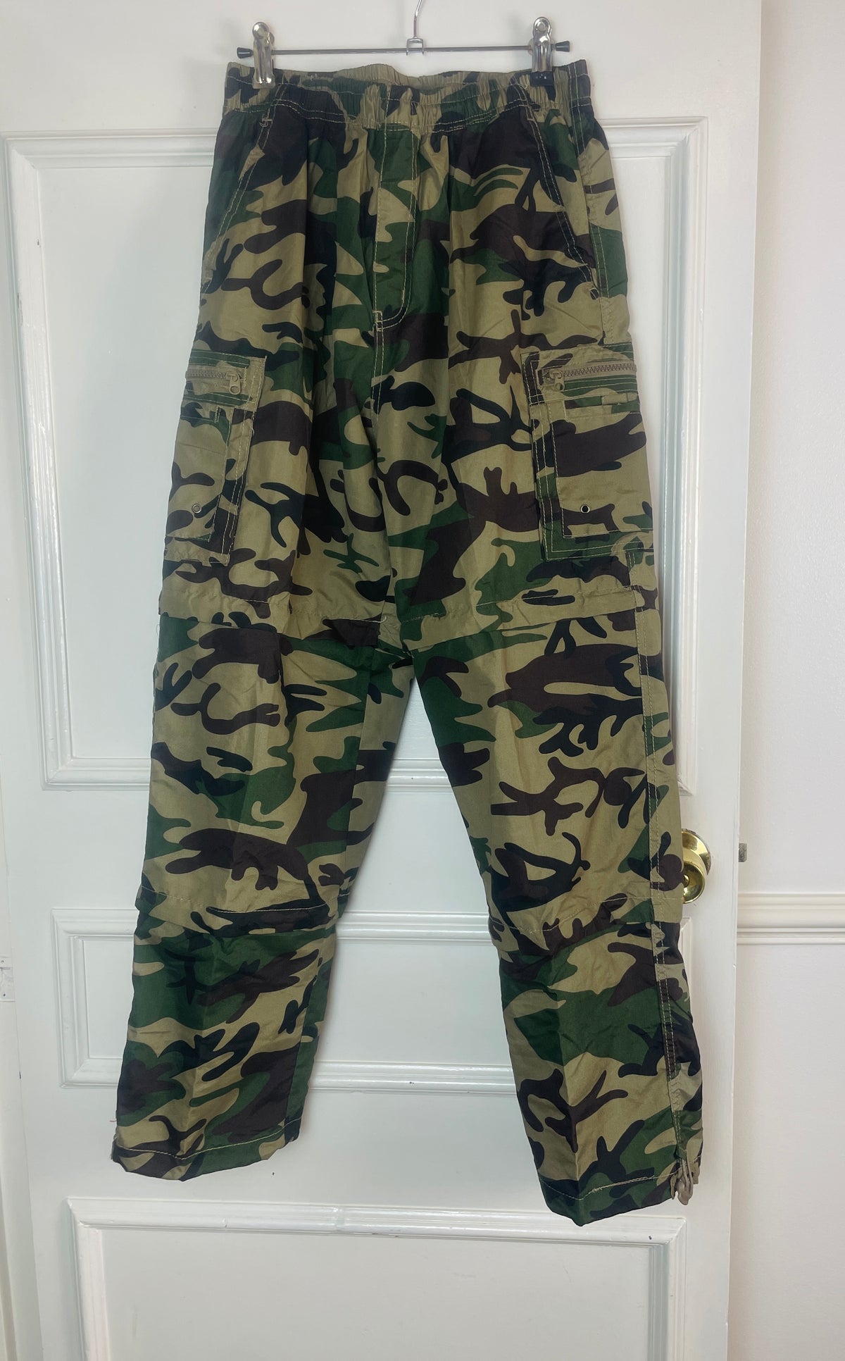 Vintage 90s Green and Brown Camouflage Elastic Waist Cargo Trousers - Size 10