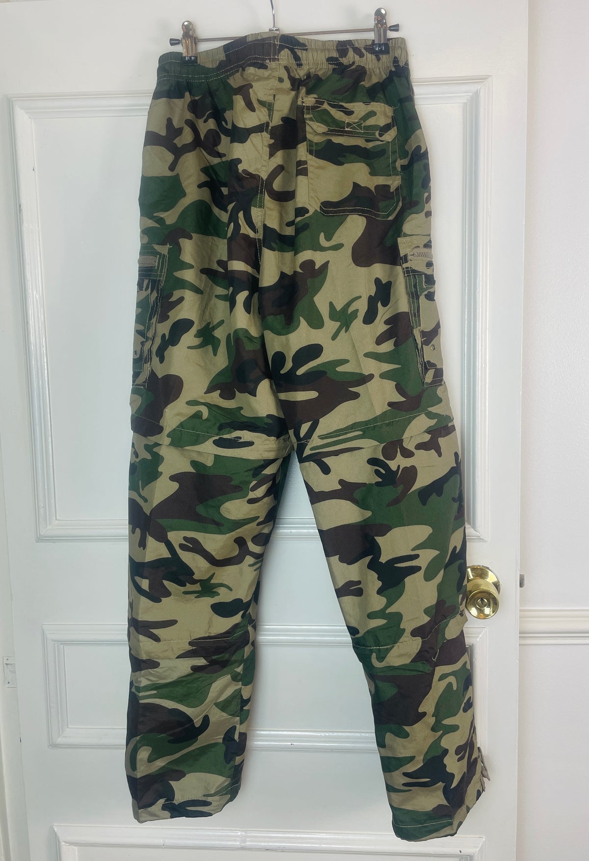 Vintage 90s Green and Brown Camouflage Elastic Waist Cargo Trousers - Size 10