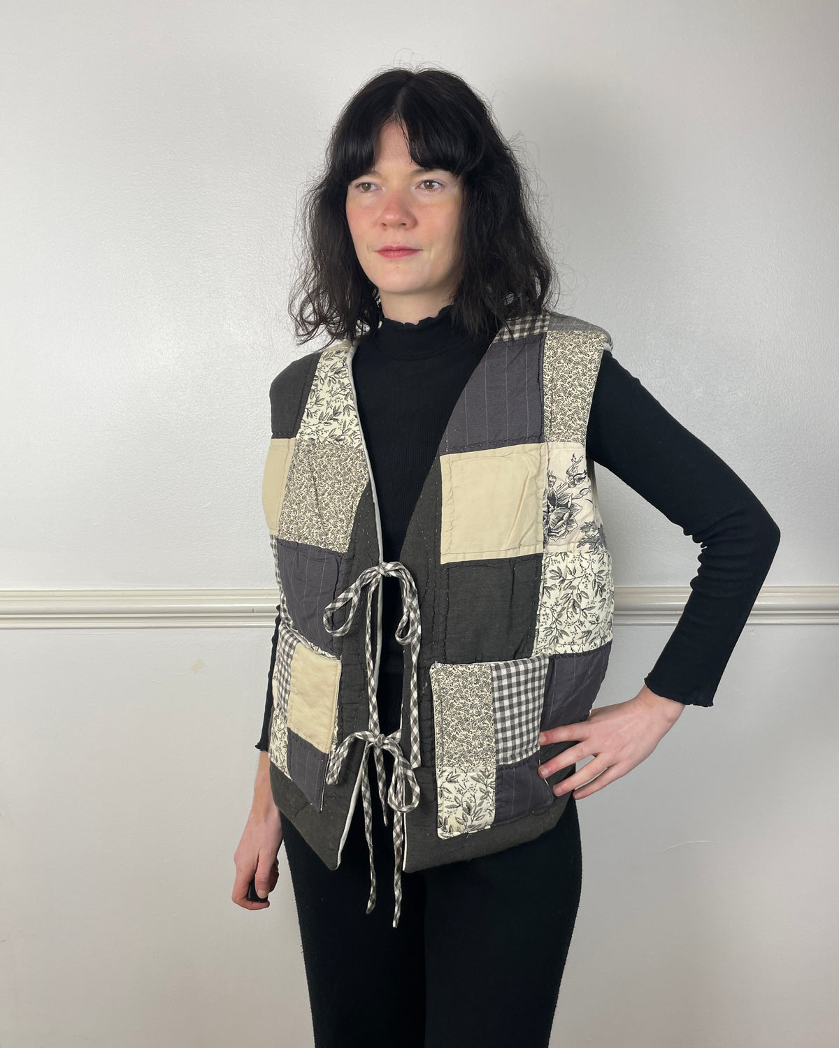 Handmade Black and White Floral Tie Front Quilted Vest Gilet - Size 12