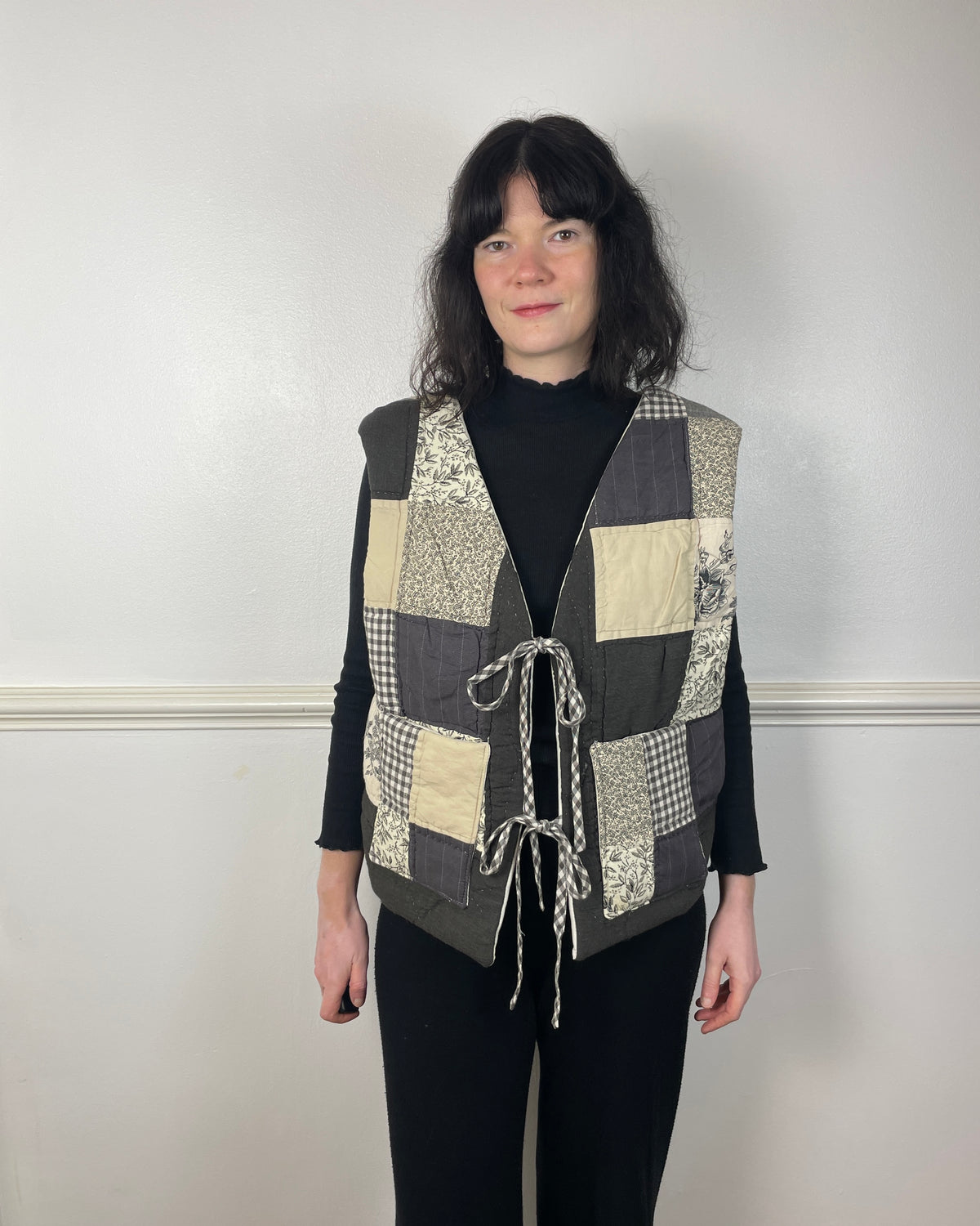Handmade Black and White Floral Tie Front Quilted Vest Gilet - Size 12