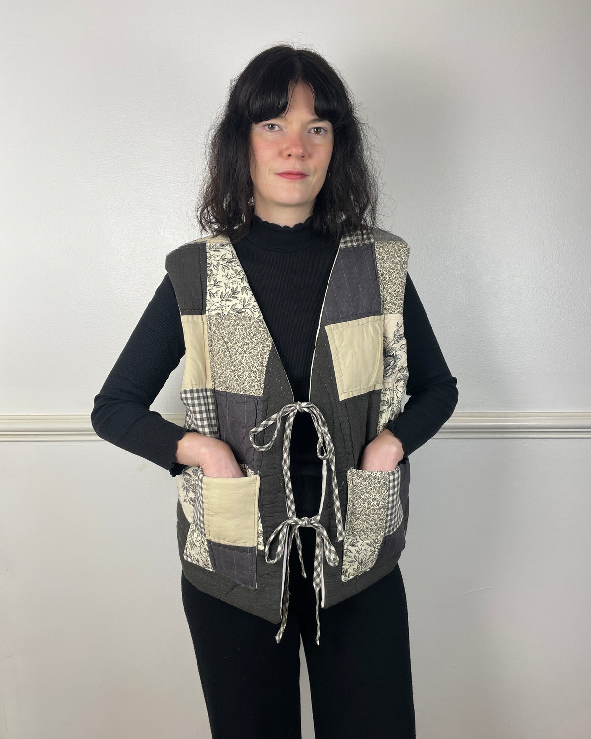 Handmade Black and White Floral Tie Front Quilted Vest Gilet - Size 12