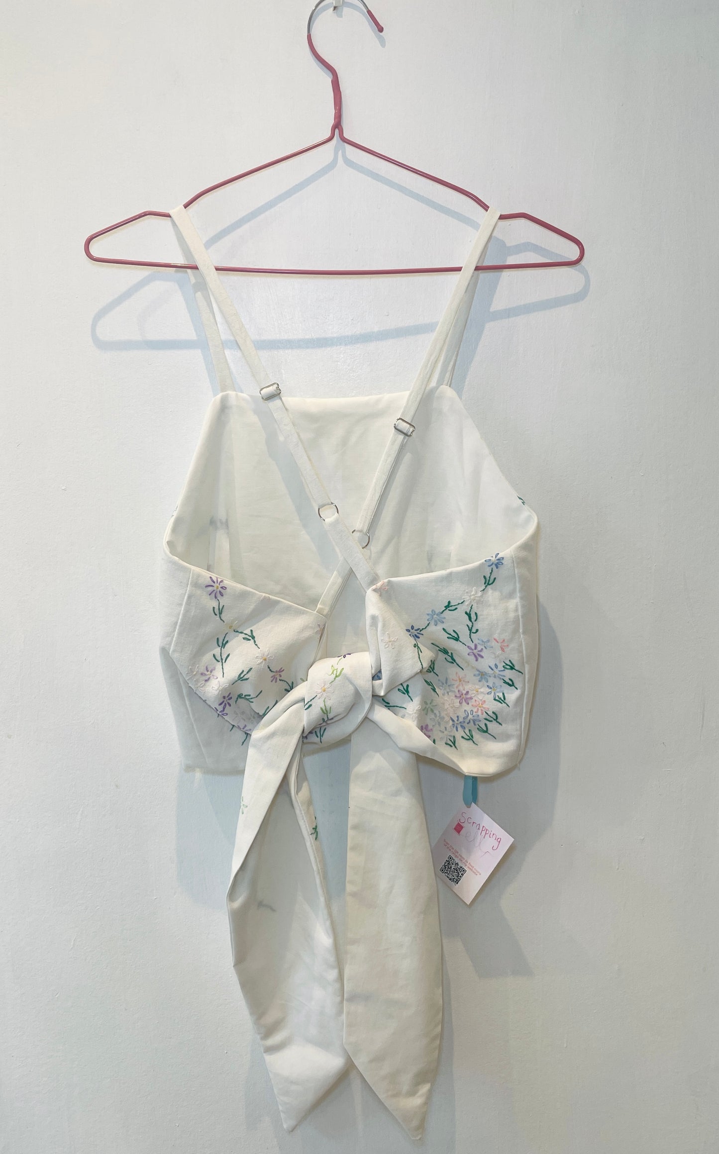 Zarah Handmade White Linen Floral Embroidered Tie Back Crop Top - Up To Size 10
