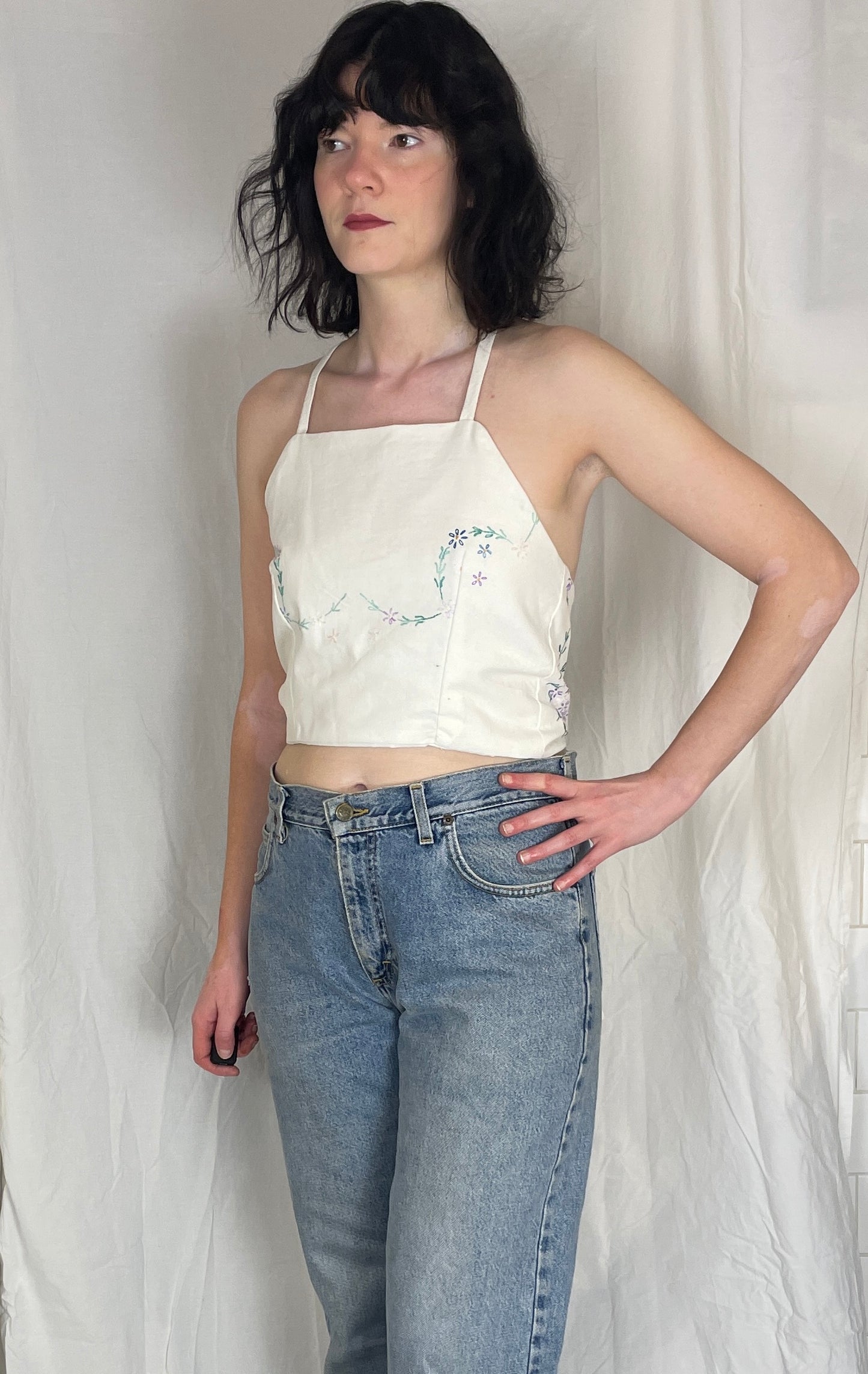 Zarah Handmade White Linen Floral Embroidered Tie Back Crop Top - Up To Size 10