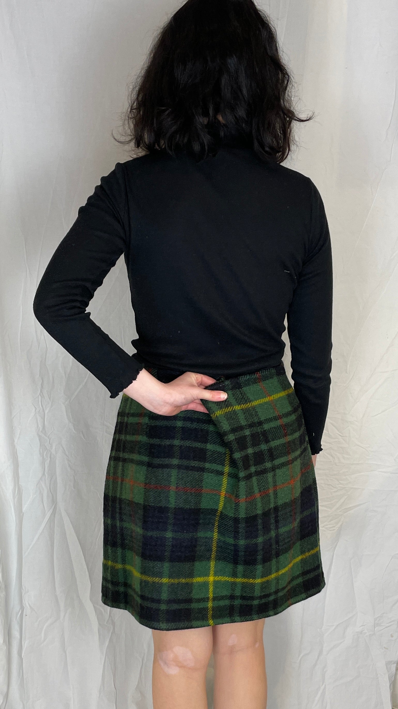 Bonnie Handmade Green Checked Wool Asymmetric Wrap Mini Skirt - Size 16 - scrappingell