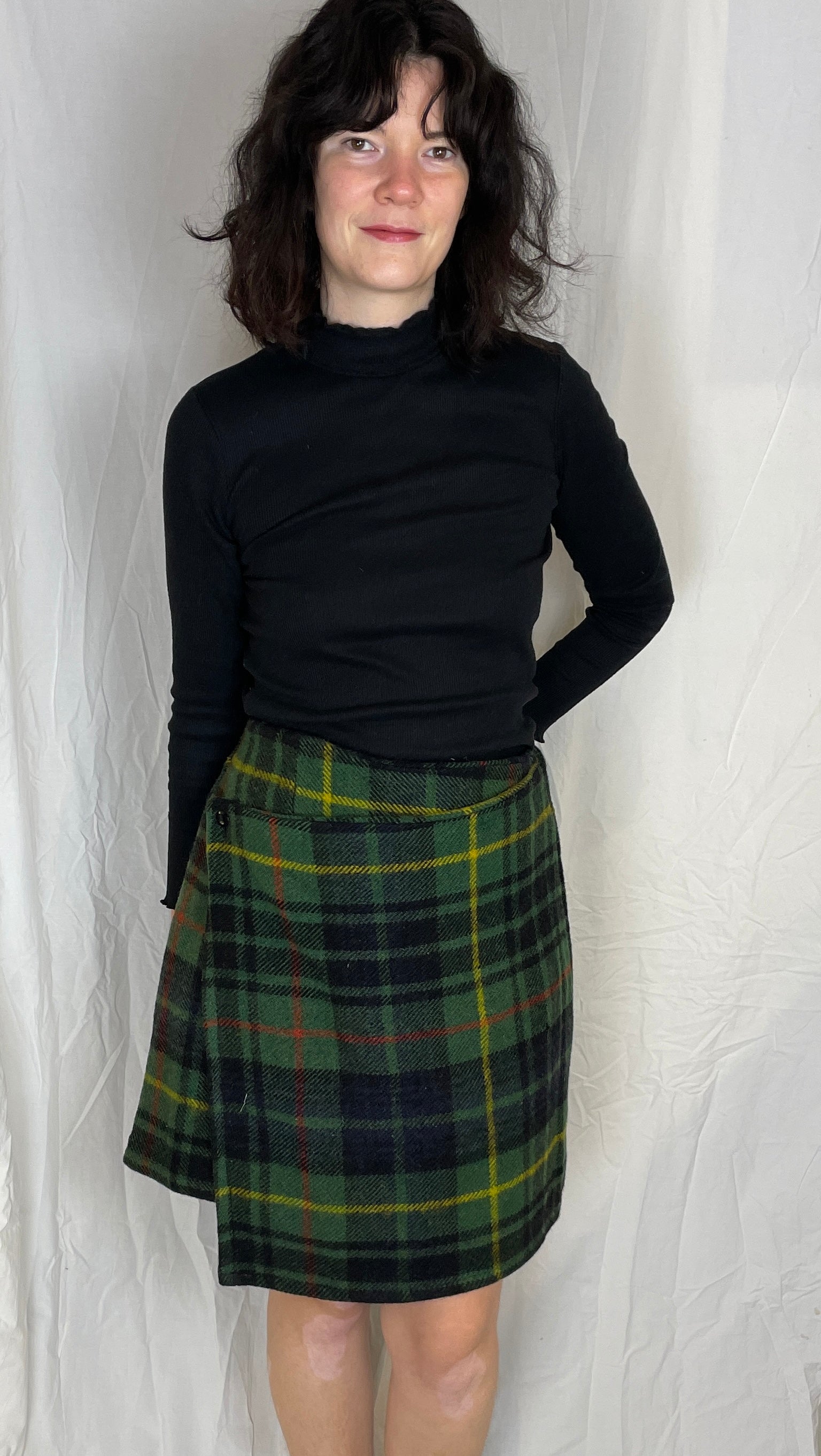 Bonnie Handmade Green Checked Wool Asymmetric Wrap Mini Skirt - Size 16 - scrappingell