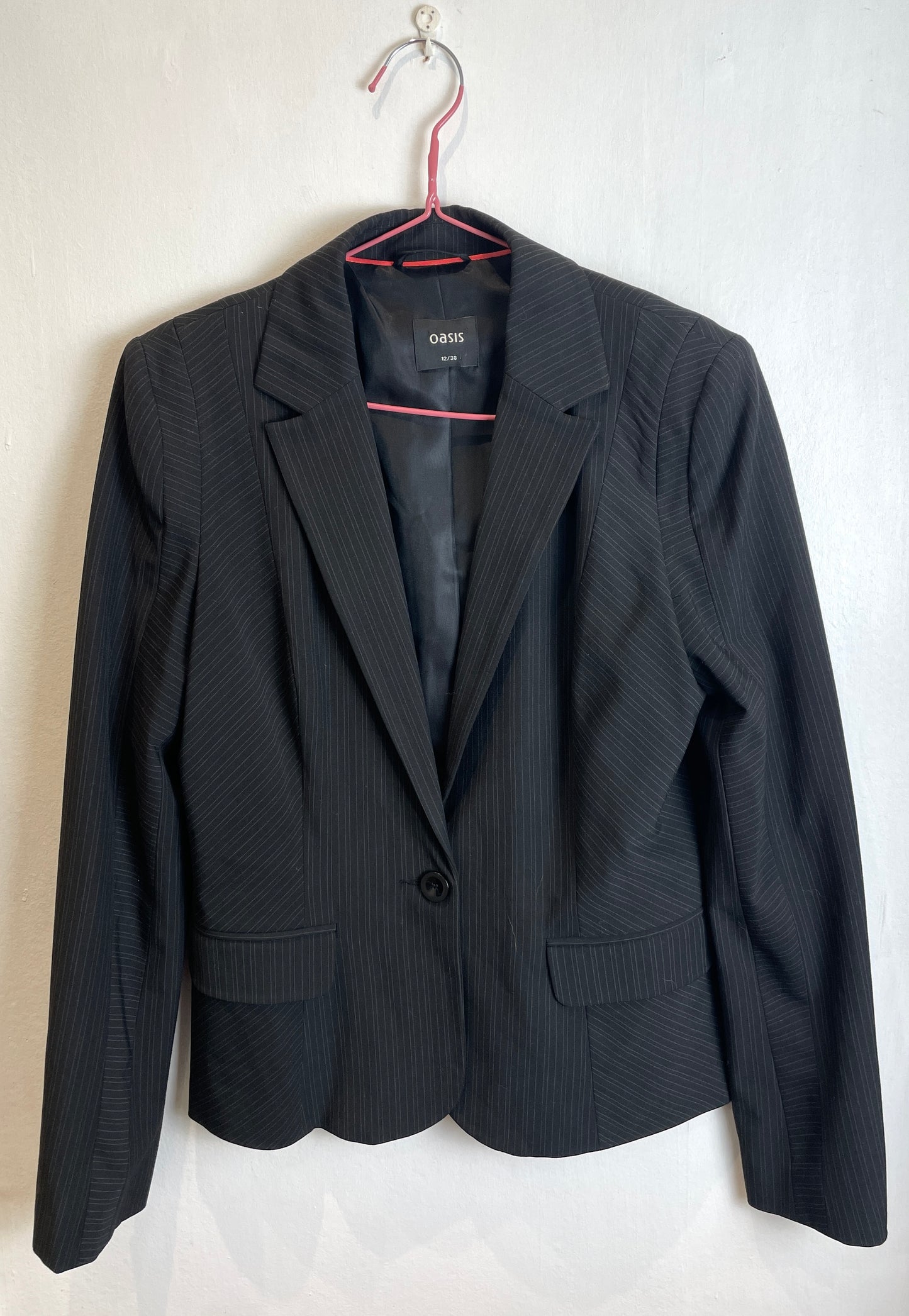 Vintage Y2K Black Pinstriped Fitted Blazer Jacket - Up To Size 10