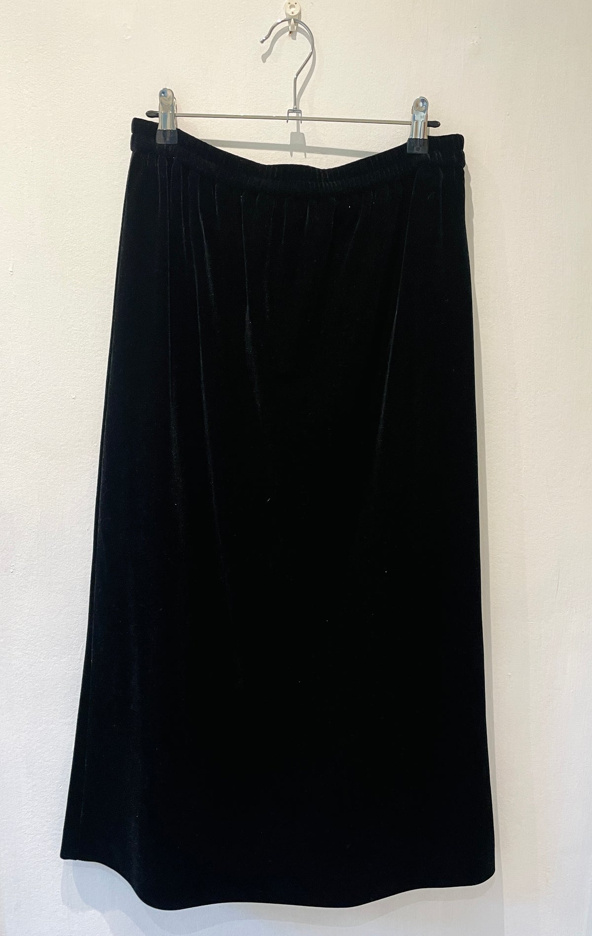 Vintage 90s Black Elastic Waist Velvet Maxi Skirt - Size 14