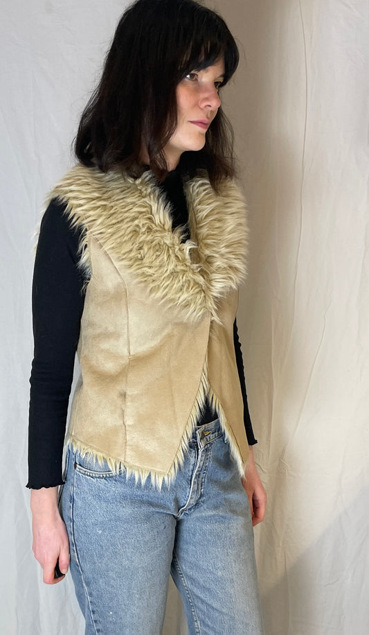 Vintage Y2K Beige Shearling Lined Faux Suede Gilet - Up To Size 12