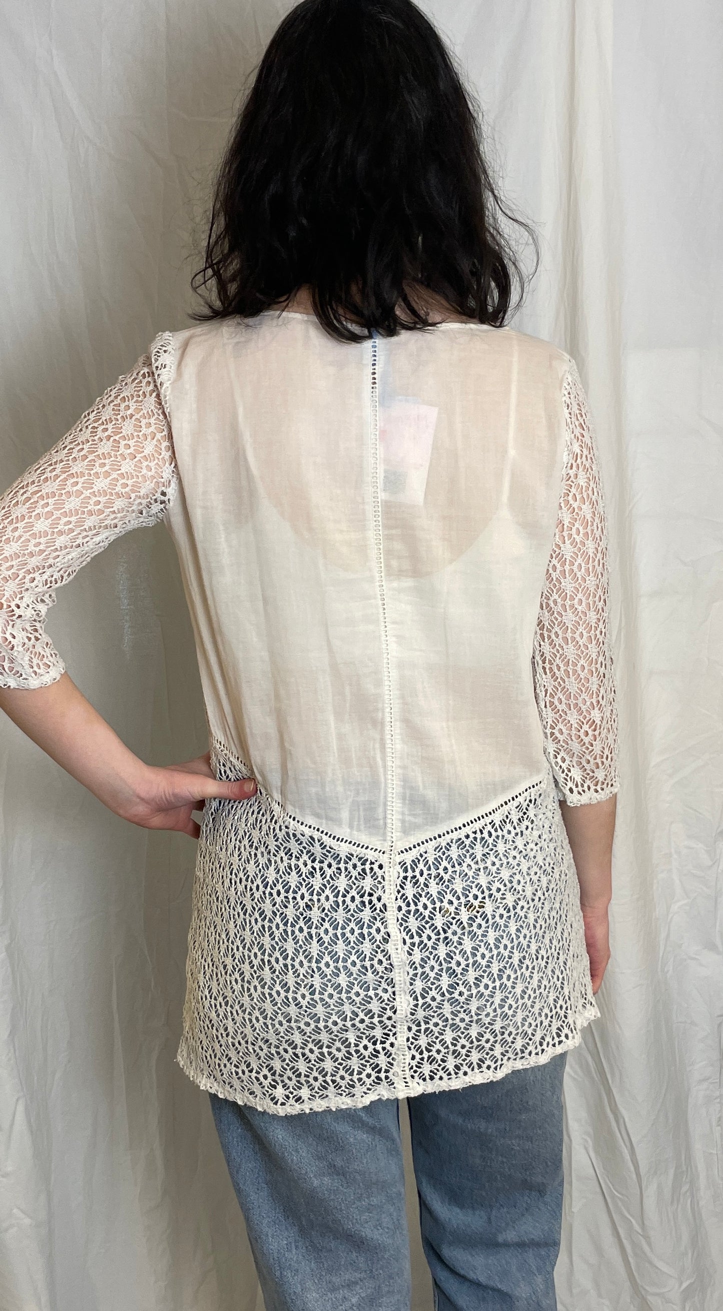 Vintage Y2K Long White Linen and Crochet V Neck Top - Size 10