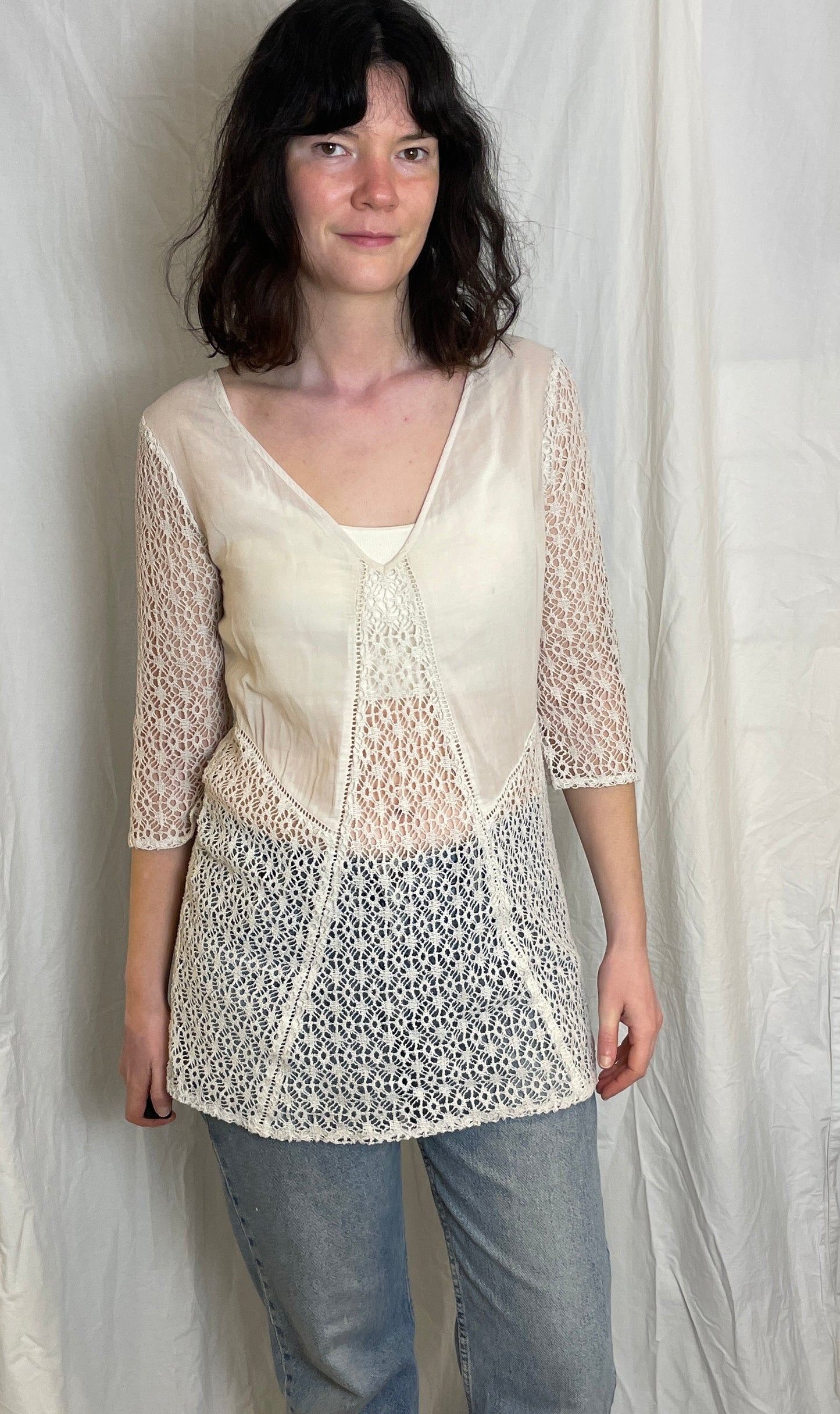 Vintage Y2K Long White Linen and Crochet V Neck Top - Size 10